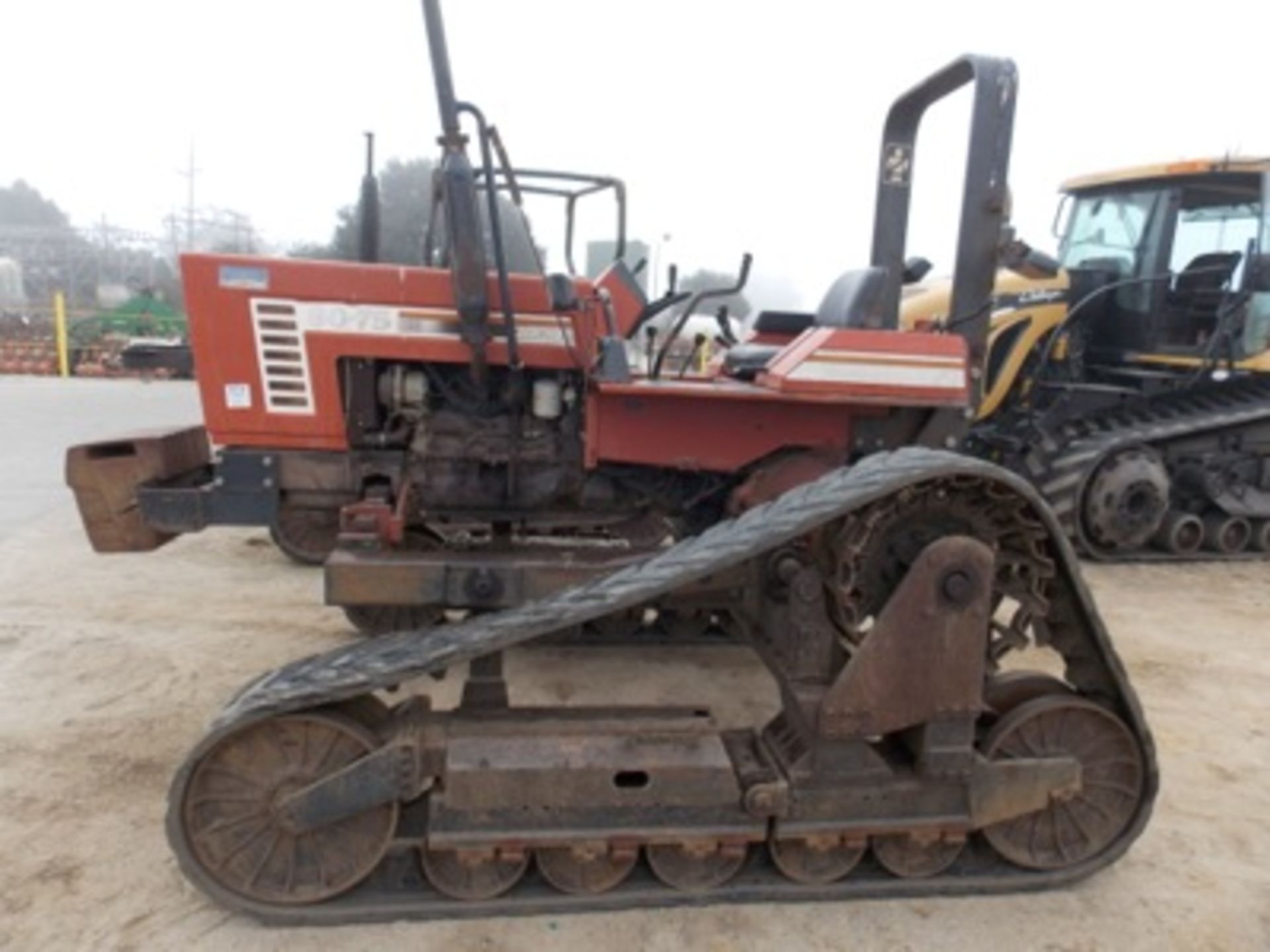 FIAT mod. 80-75/16, 3pt. Hitch, Crawler Mudder Tractor, Hrs: 2081; S/N 473556