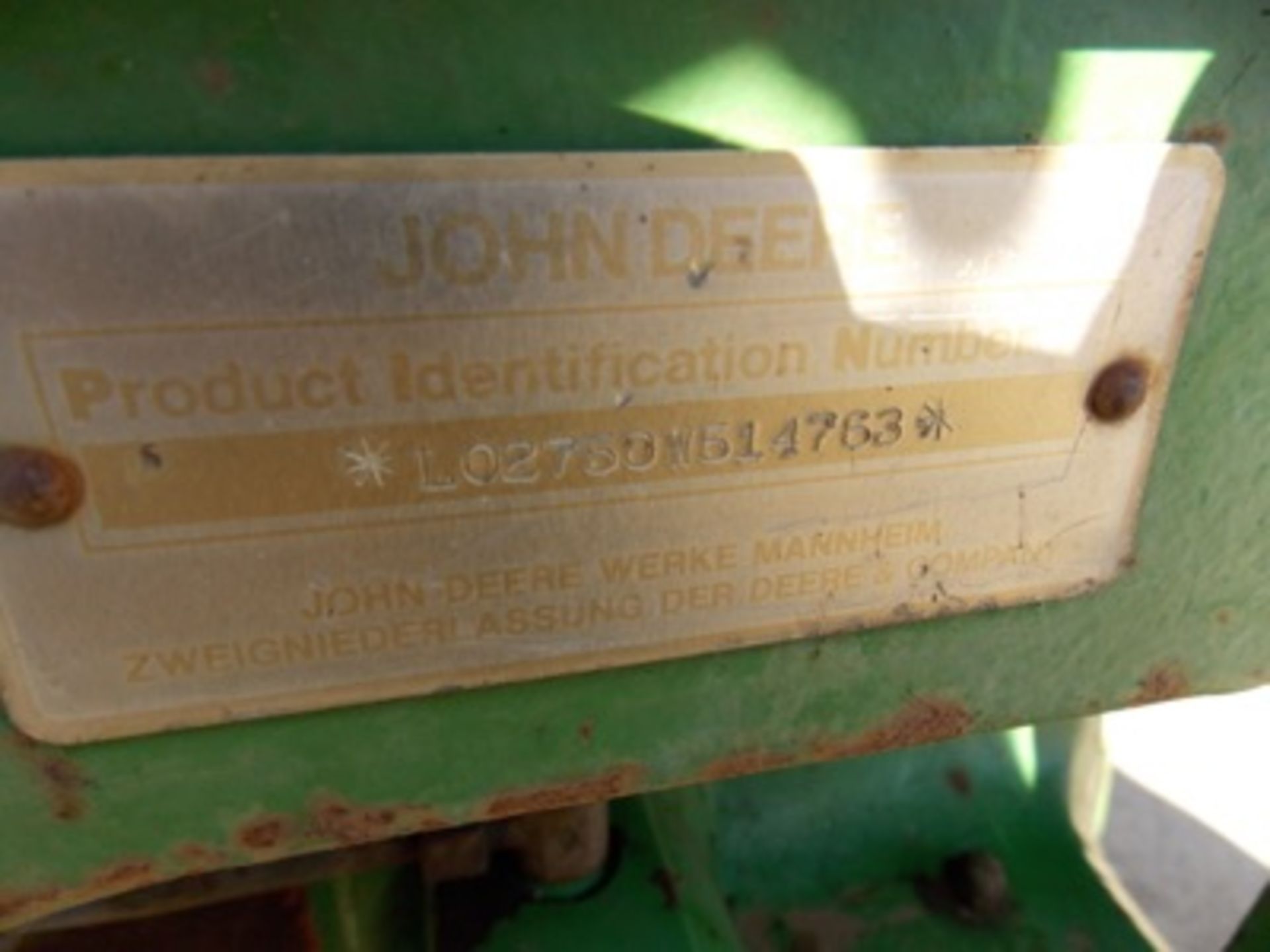 (1984) John Deere mod. 2750, 4WD, 3pt. Hitch Farm Tractor, Hrs: 9823; S/N LO2750W514763 - Image 7 of 7