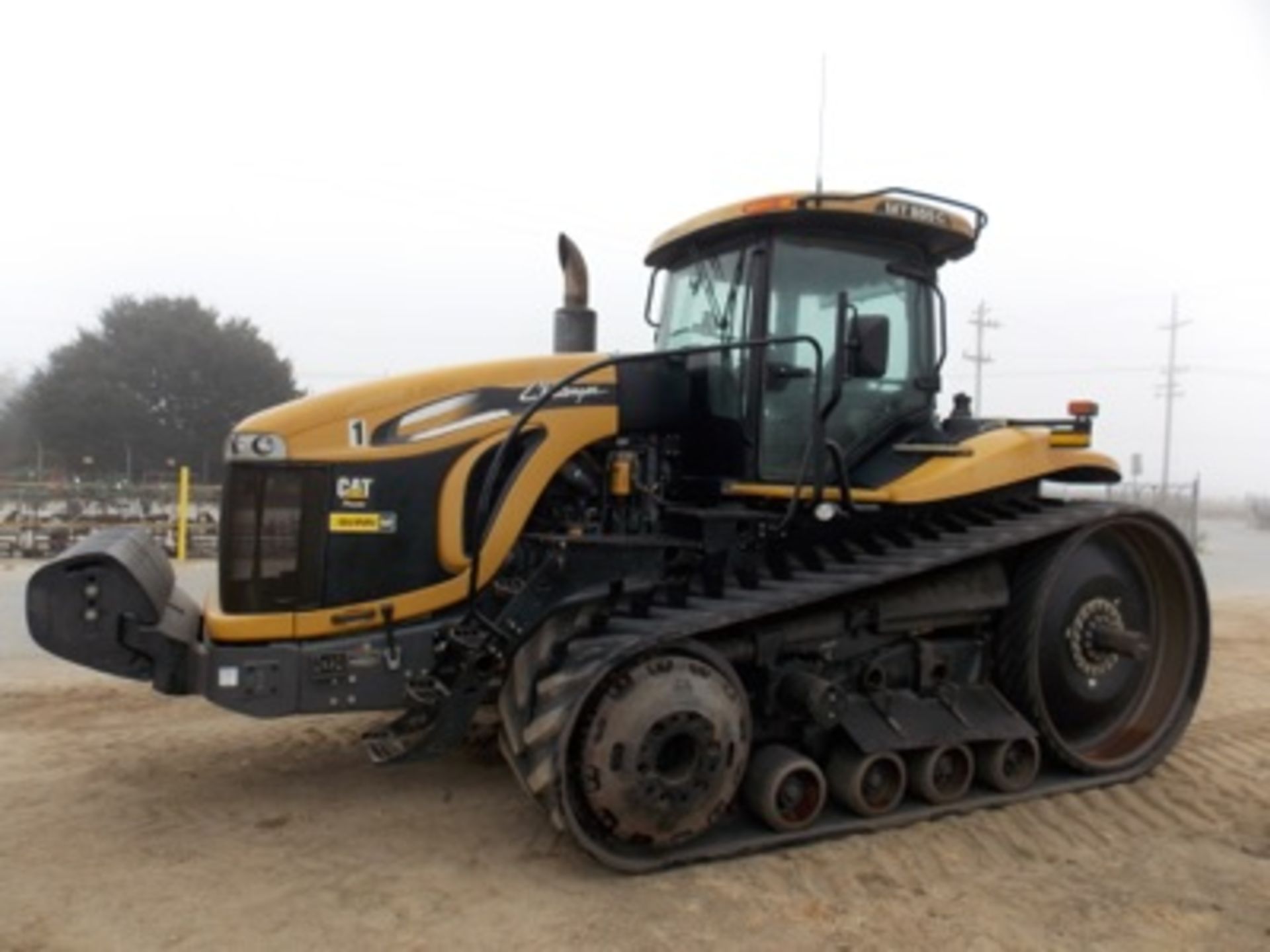 (2009) Challenger mod. MT855C, 15.1L 6 Cyl. Diesel, CAT-C-15-475HP, 30" AP Tracks Crawler Tractor