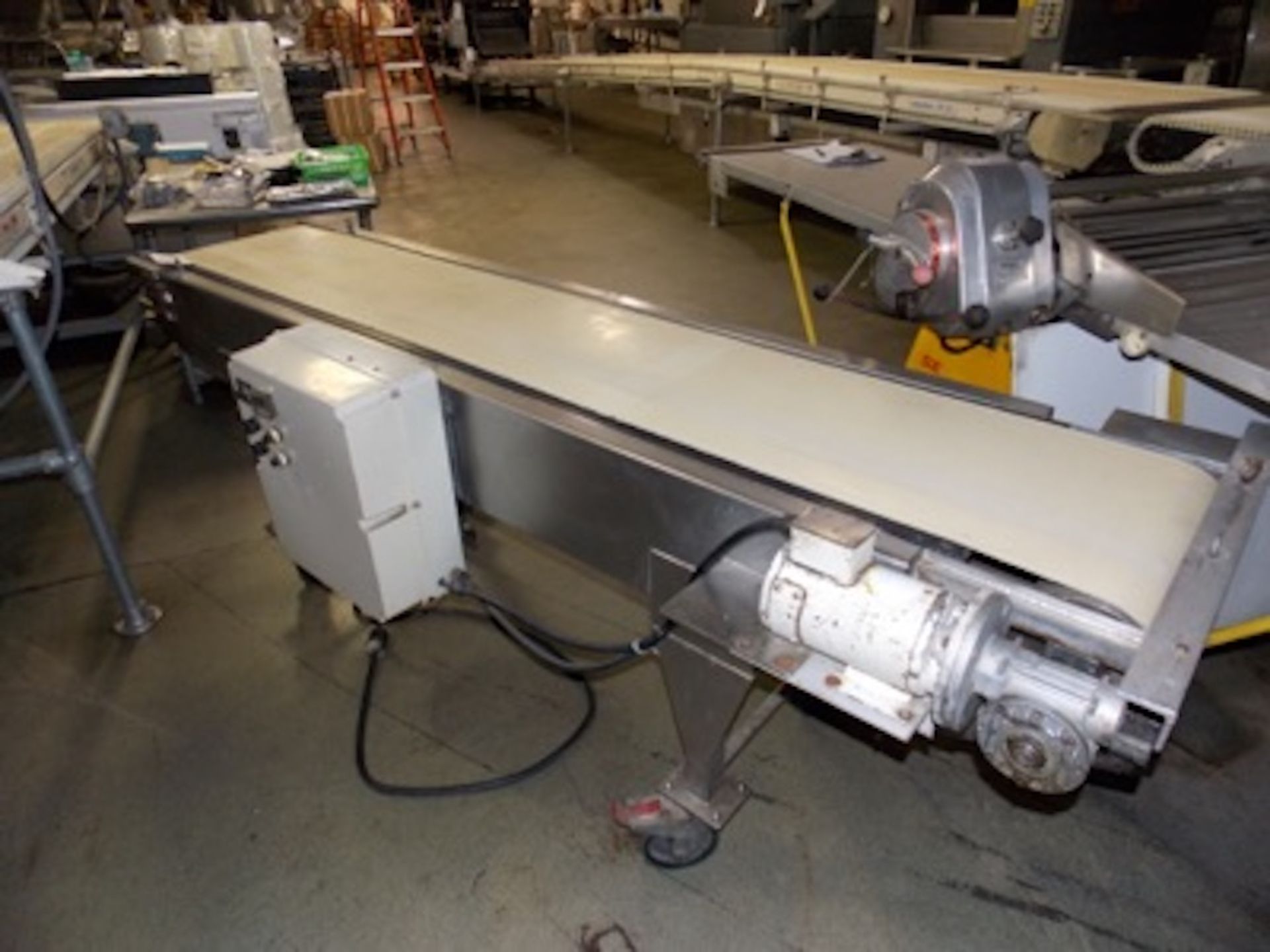 16"W x 100"L Power Belt Conveyor - Image 2 of 3