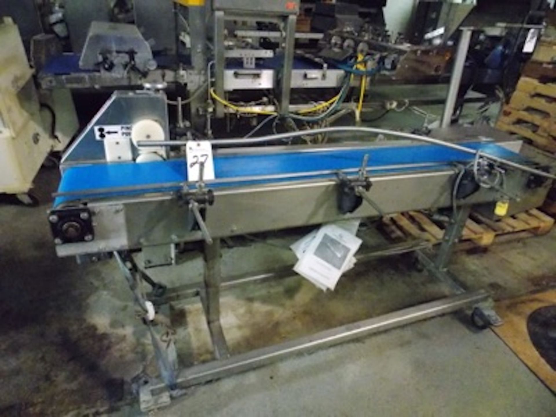 (2001) Inline Plastic mod. ALD-RH Automatic Locking Unit, 110 Volts, 1 PH, 60Hz, S.S. Power Conveyor