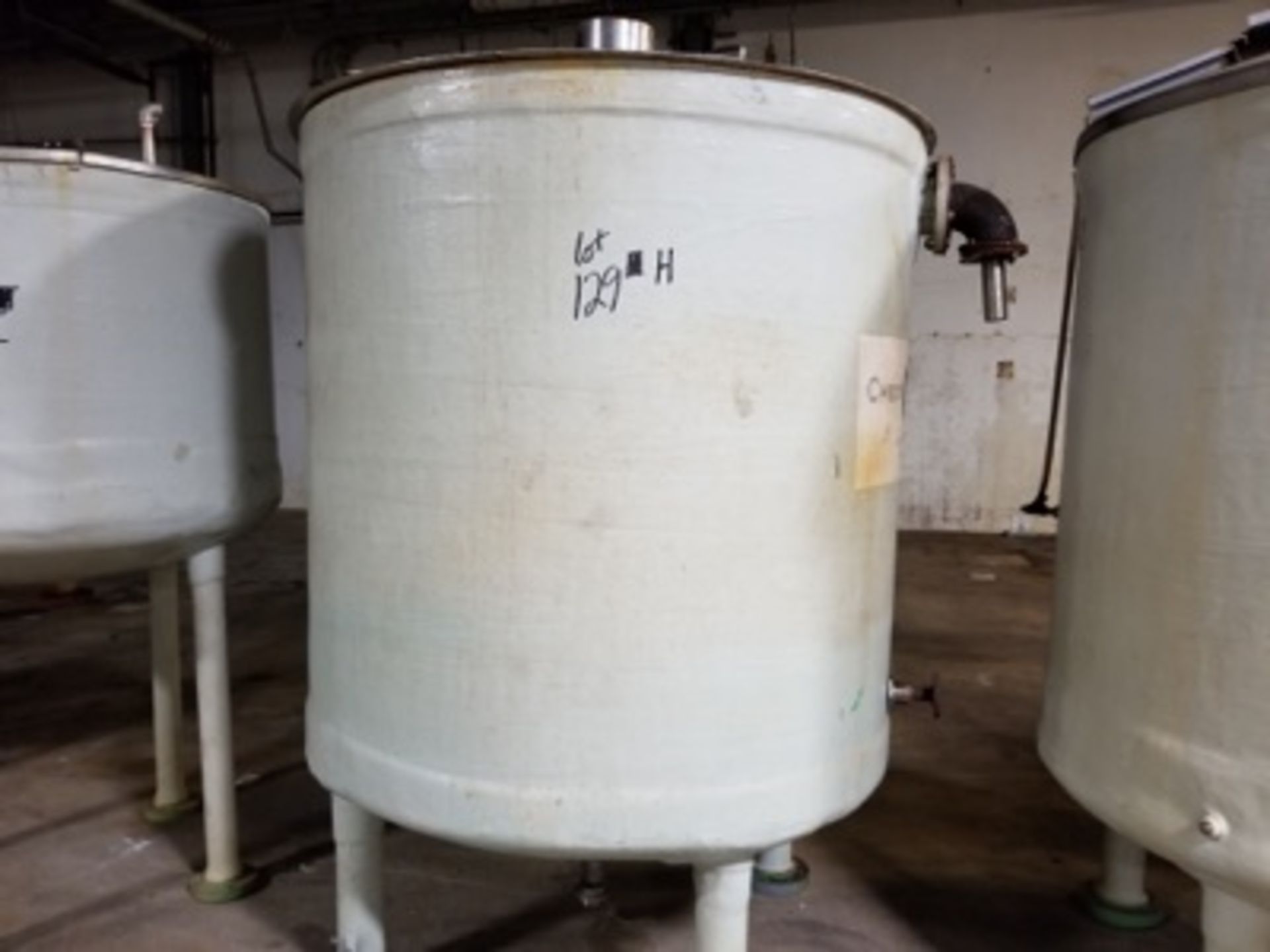 Fiberglass tank gallon cap N/A