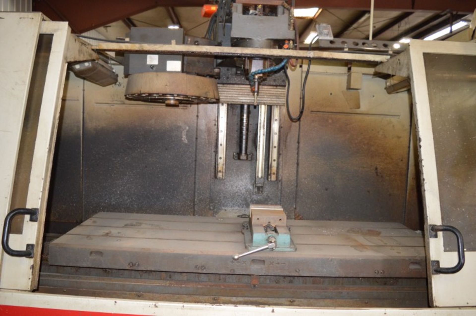 Cincinnati Sabre 2000 CNC Machining Center - Image 4 of 10