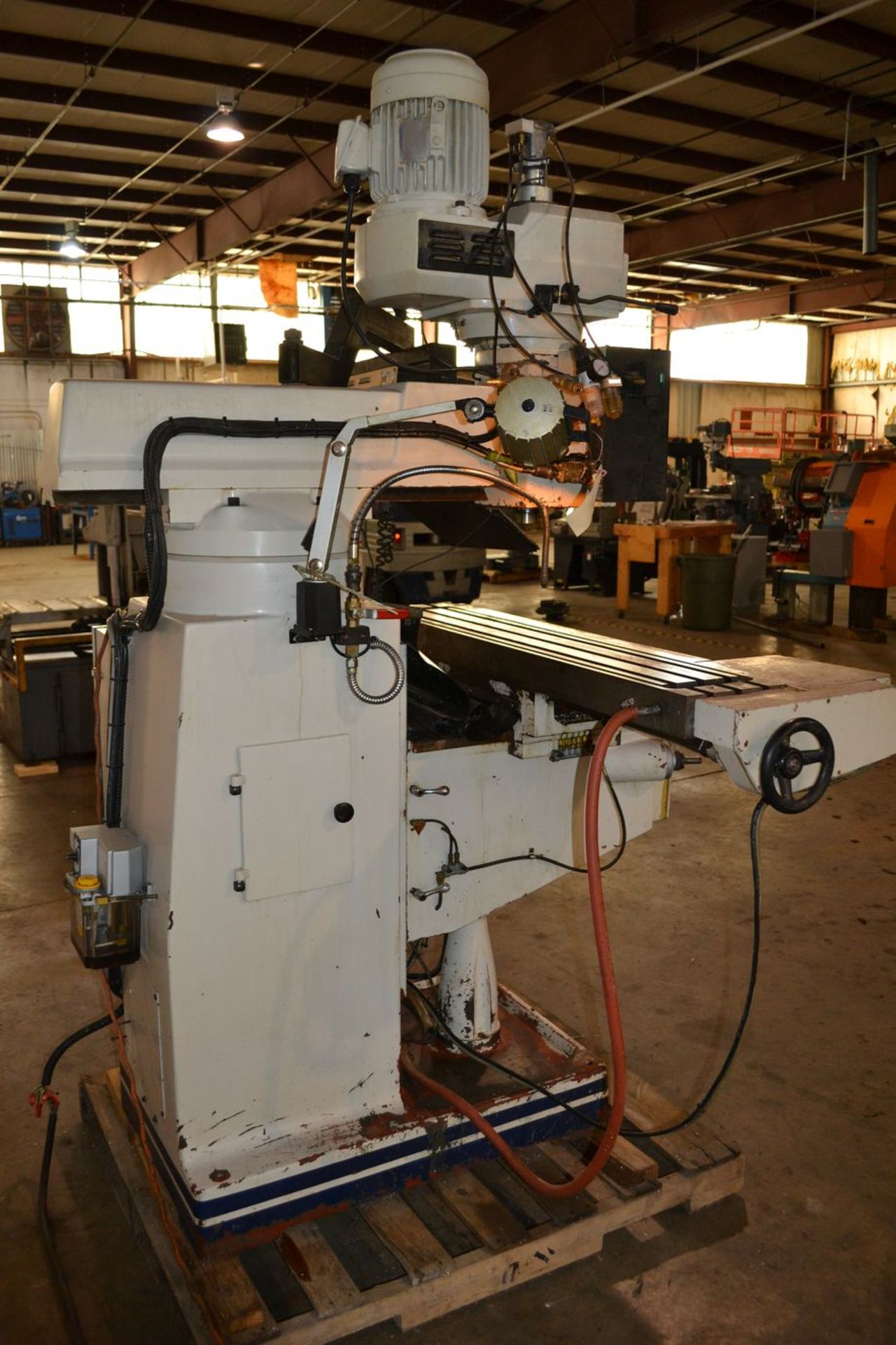 Vectrax GS-N16V 3-Axis CNC Vertical Milling Machine, Centroid MSC M-15 Controller - Image 8 of 12