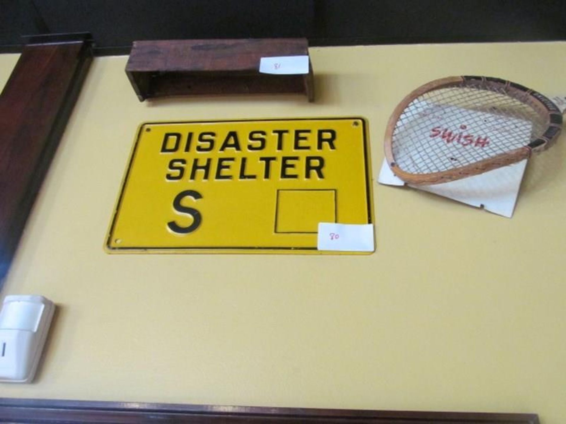 Disaster Shelter Metal Sign