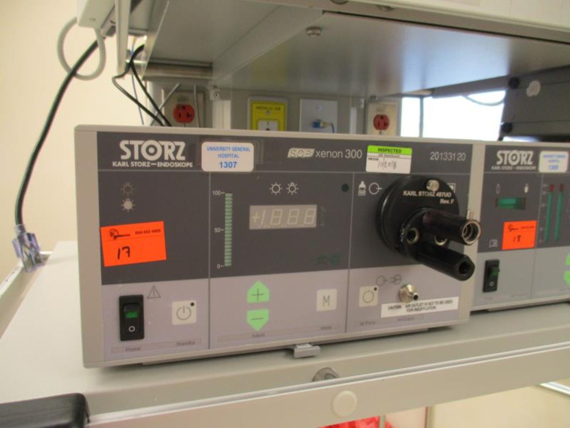 Storz Light Source - SCB Xenon300 - 20133120, SN: DA0652851 - Image 2 of 2