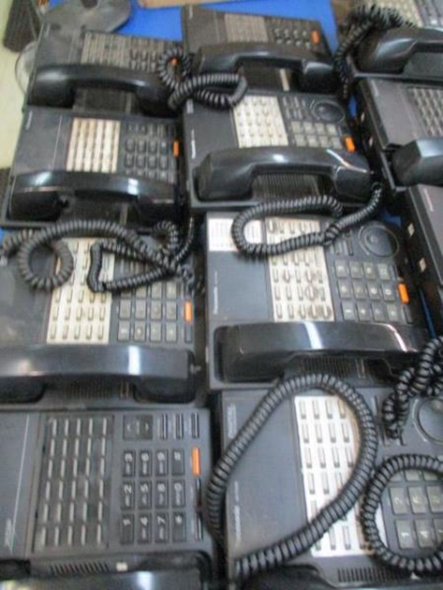 Panasonic Digital Hybrid Phone System Model:D1232 with Panasonic KX-T7425 and Similar Phones - Image 4 of 4
