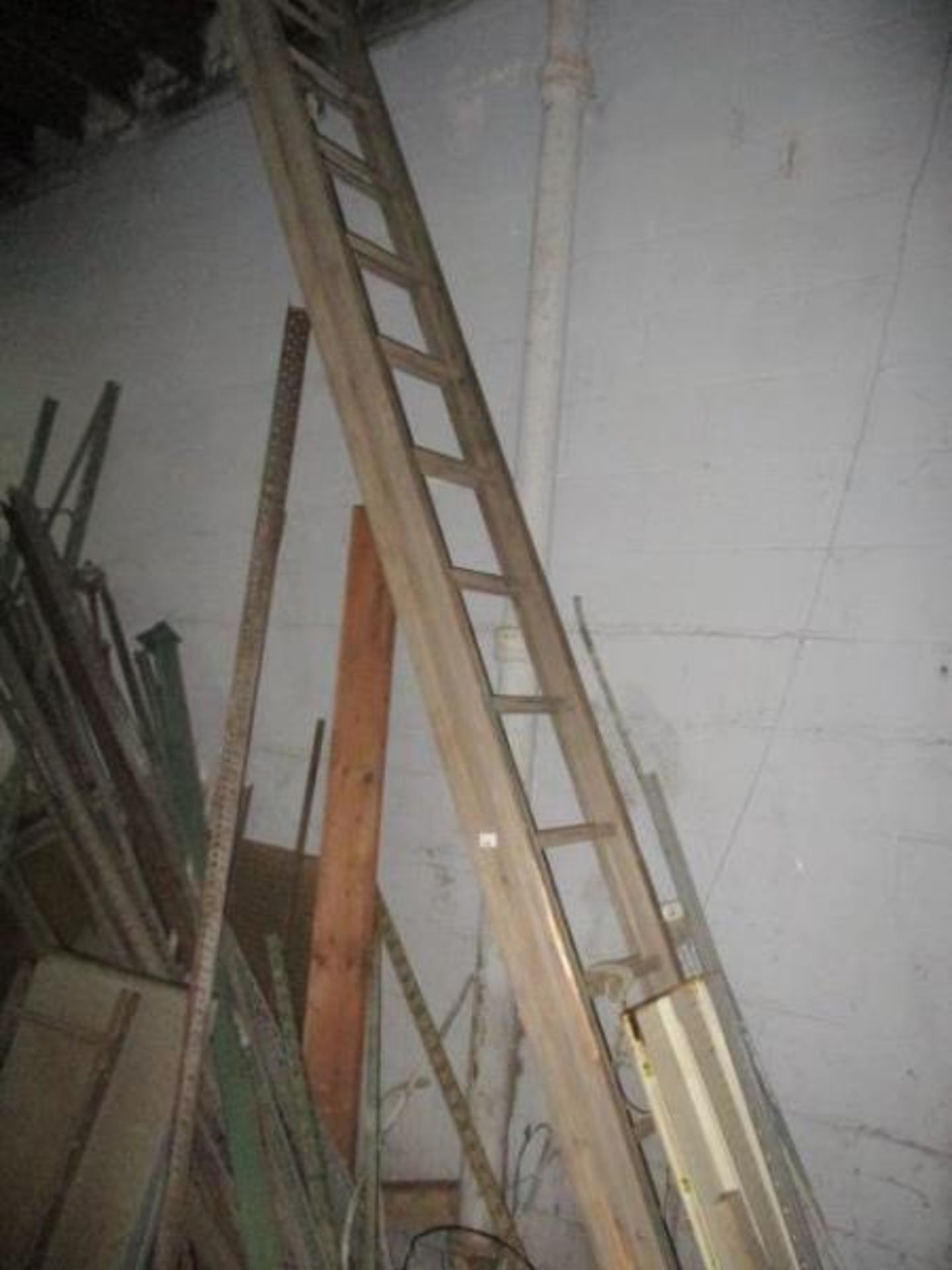 Wooden Extension Ladder