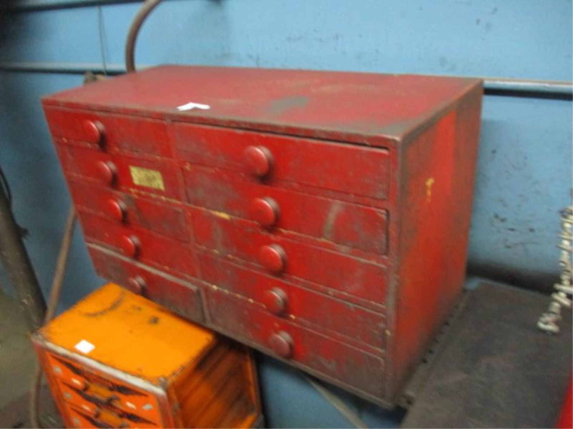 10 Drawer Red Paint Cabinet - Image 2 of 2