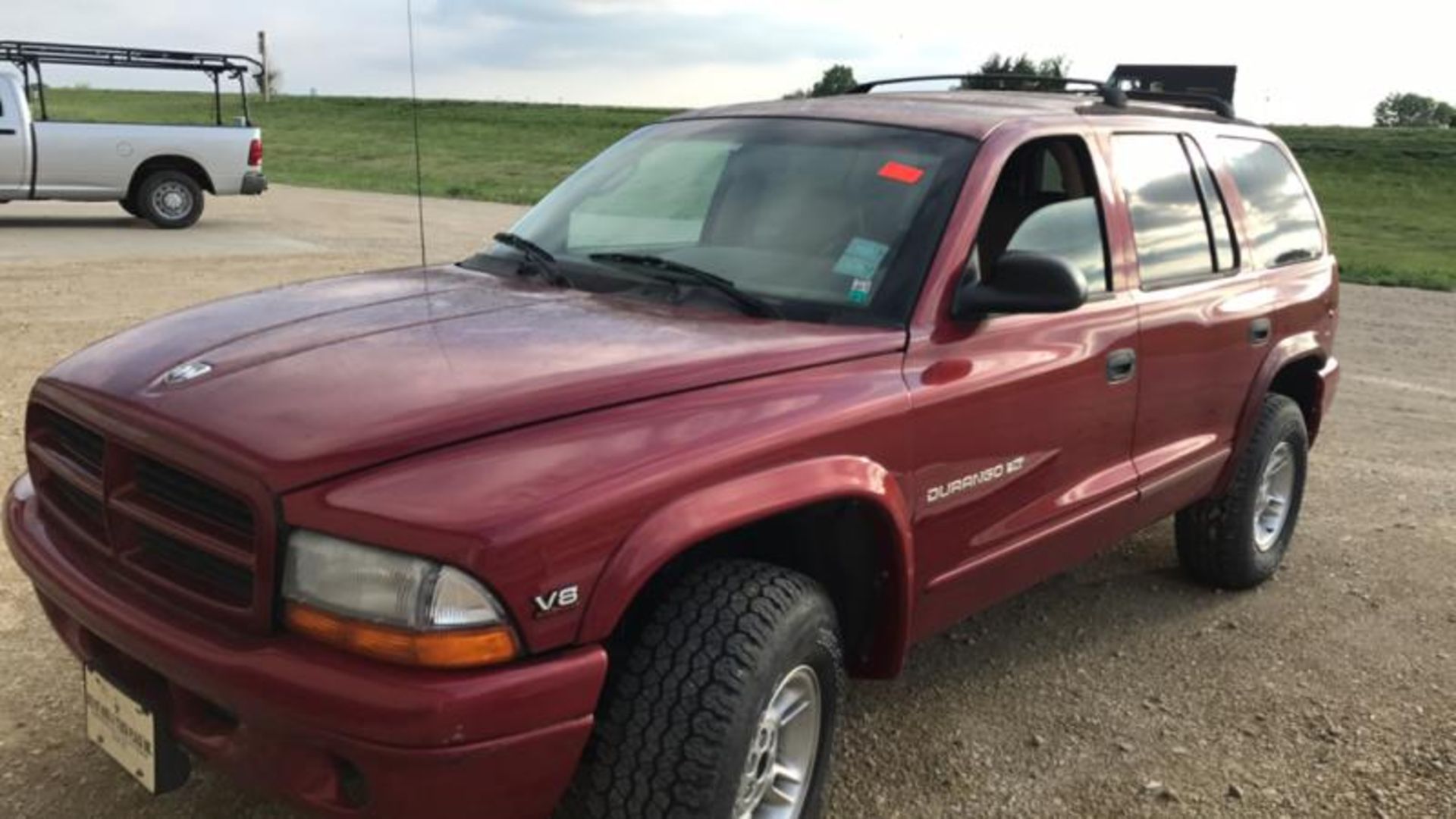 2000 Dodge Durango SLT, 4x4 Vin: 1B4S28N2YF168074. Cold AC, power windows, 72,459 miles. Not sure if - Image 2 of 10