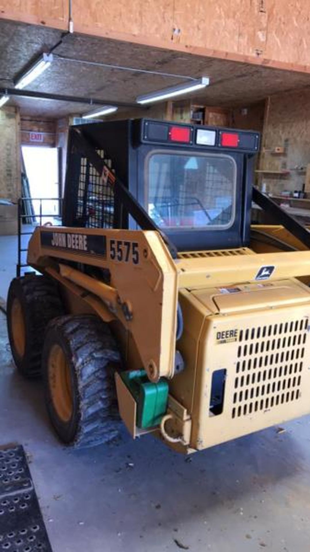 John Deere Skid Steer Loader, Model: 5575, Sn: MG5575X040002, 789.9 hours, w/ forks - Image 8 of 13