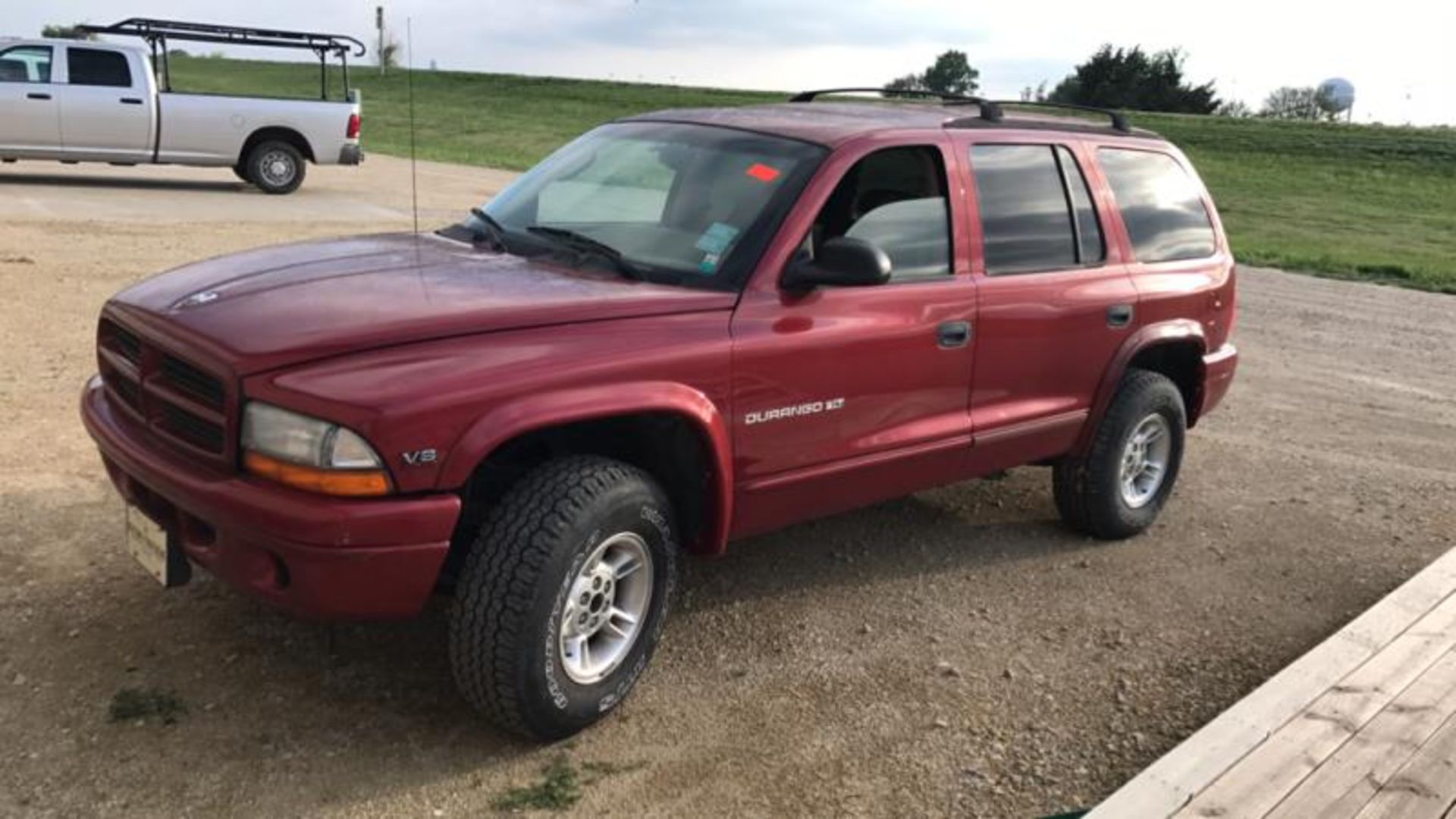 2000 Dodge Durango SLT, 4x4 Vin: 1B4S28N2YF168074. Cold AC, power windows, 72,459 miles. Not sure if