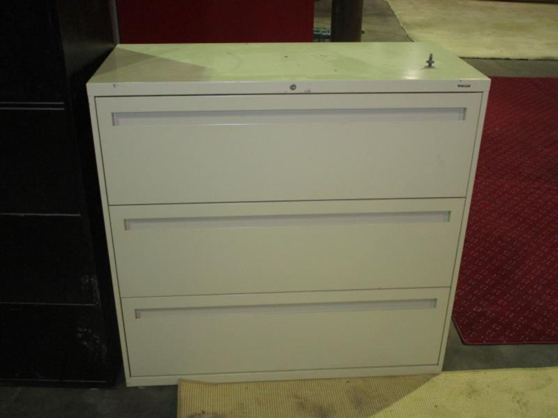 (4) Lateral Metal File Cabinets w/ 3 - 5 Drawers - Image 4 of 4