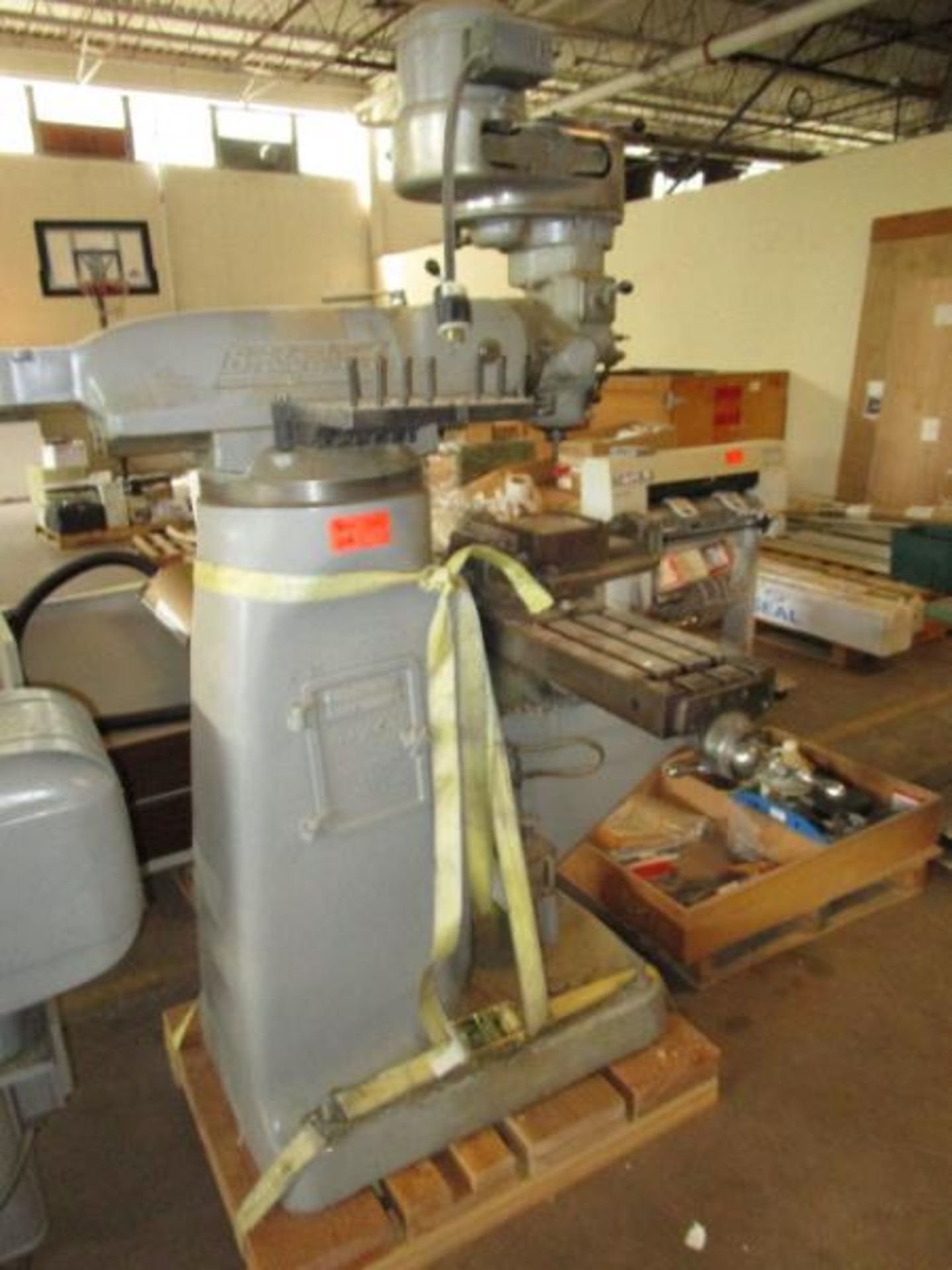 Bridgeport Milling Machine, SN: 153449, w/ Bridgeport Machinist Vice, 9"x42" table 1HP3 phase motor. - Image 12 of 12