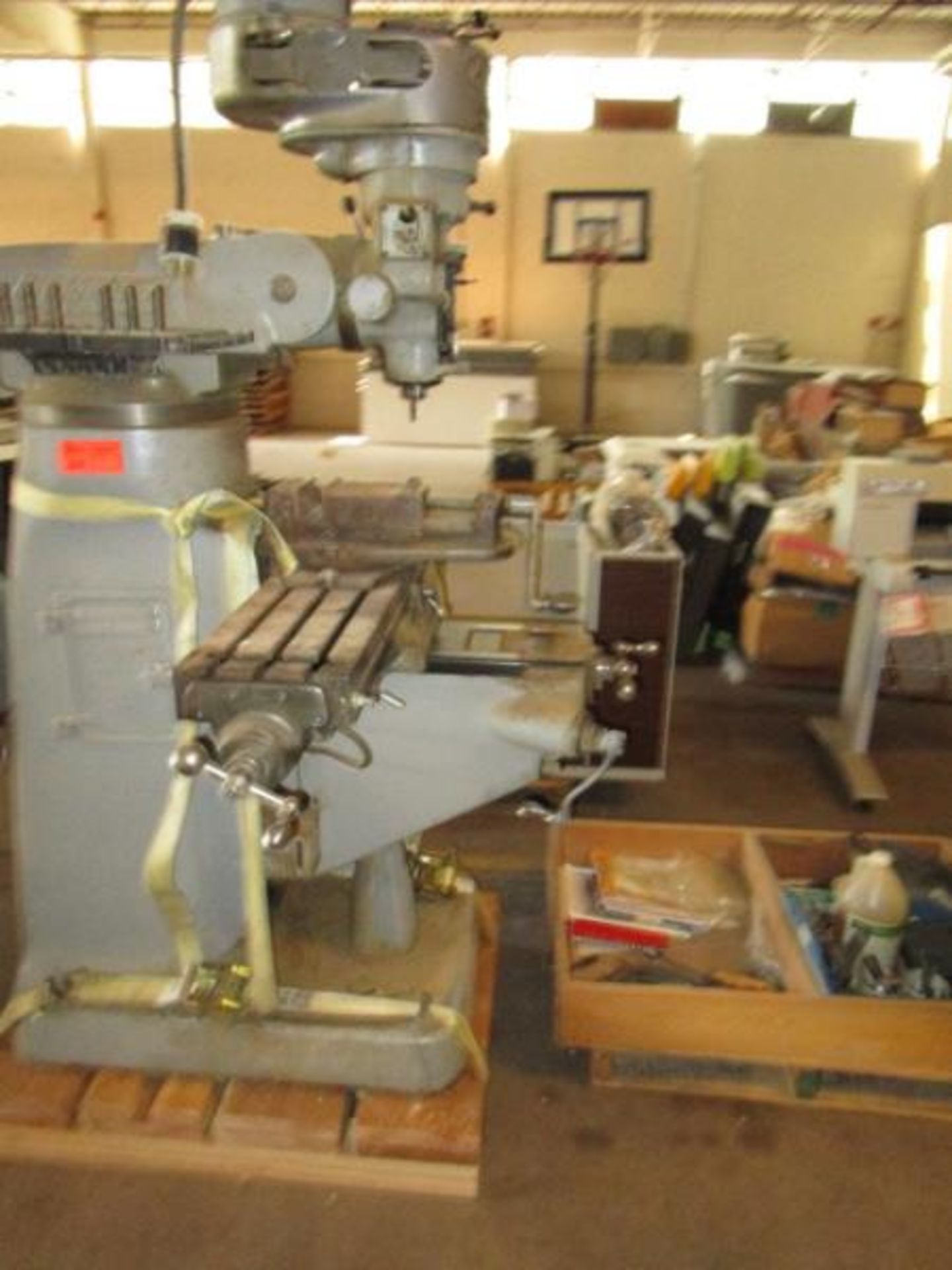 Bridgeport Milling Machine, SN: 153449, w/ Bridgeport Machinist Vice, 9"x42" table 1HP3 phase motor. - Image 11 of 12