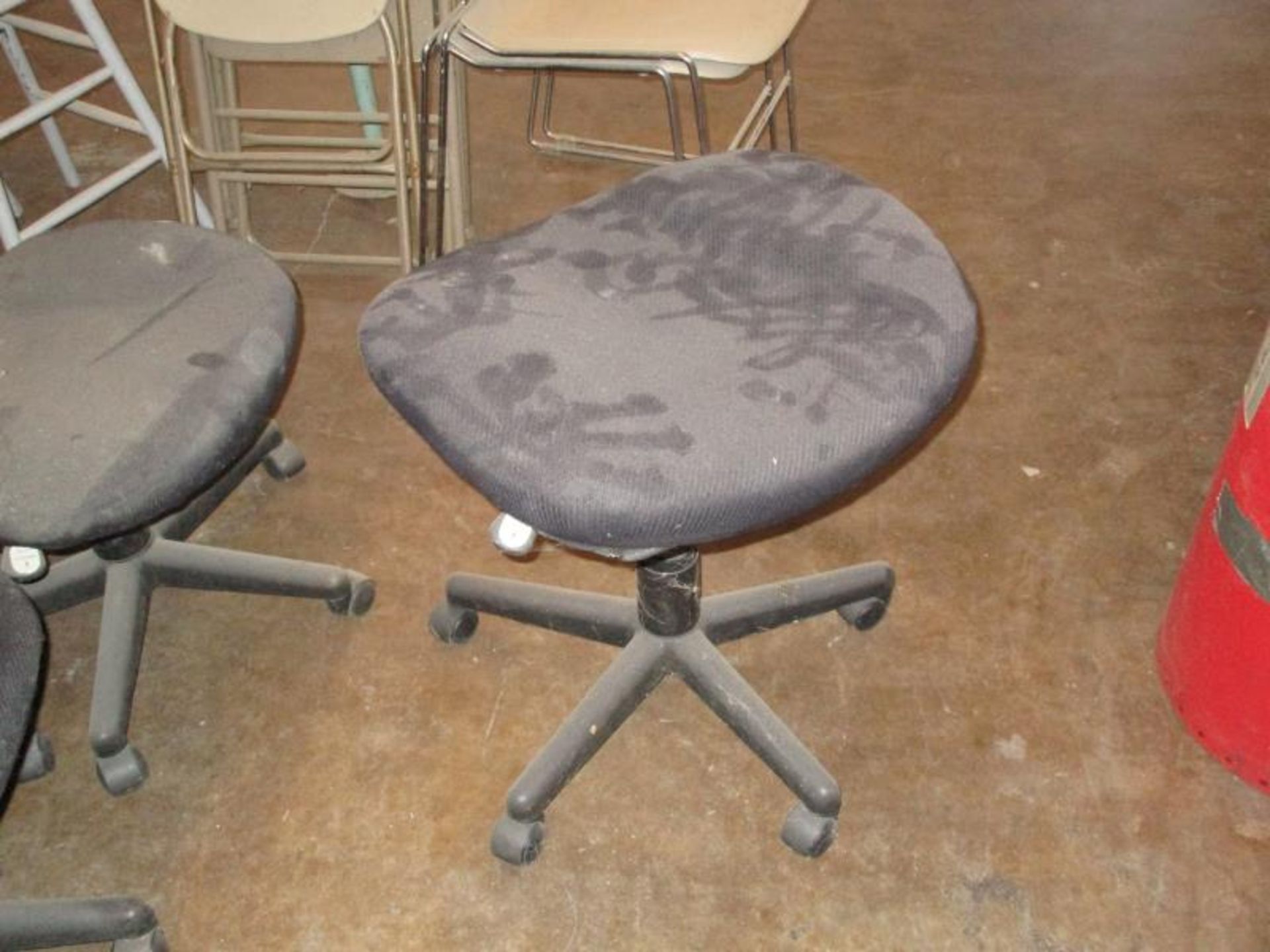 (10) Assorted Office Chairs on Casters, Fabric Seat / Back - 1 w/ Broken Back, (1) Rolling Stool - Image 11 of 14