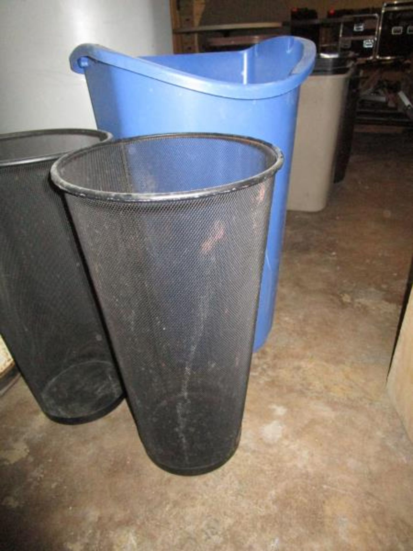 (7) Assorted Garbage Cans - Metal & Plastic - Image 3 of 5