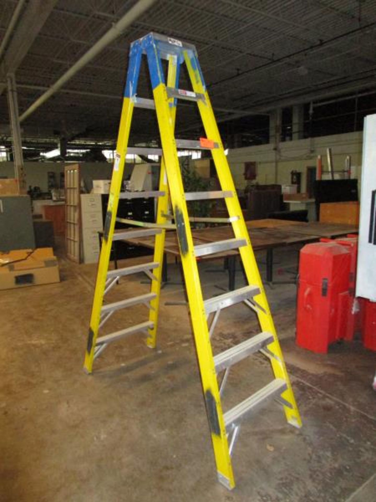 Step Ladder, 8', Fiberglas, Yellow T7208, By Werner Werner