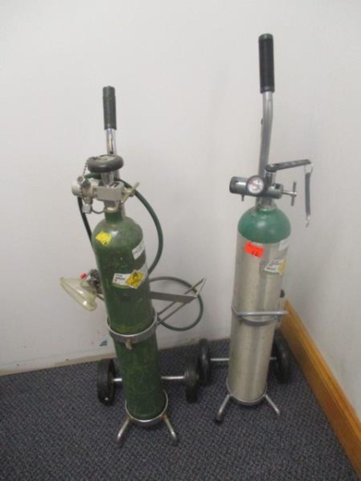 (2) Oxygen Tanks w/ Cart & Regulator