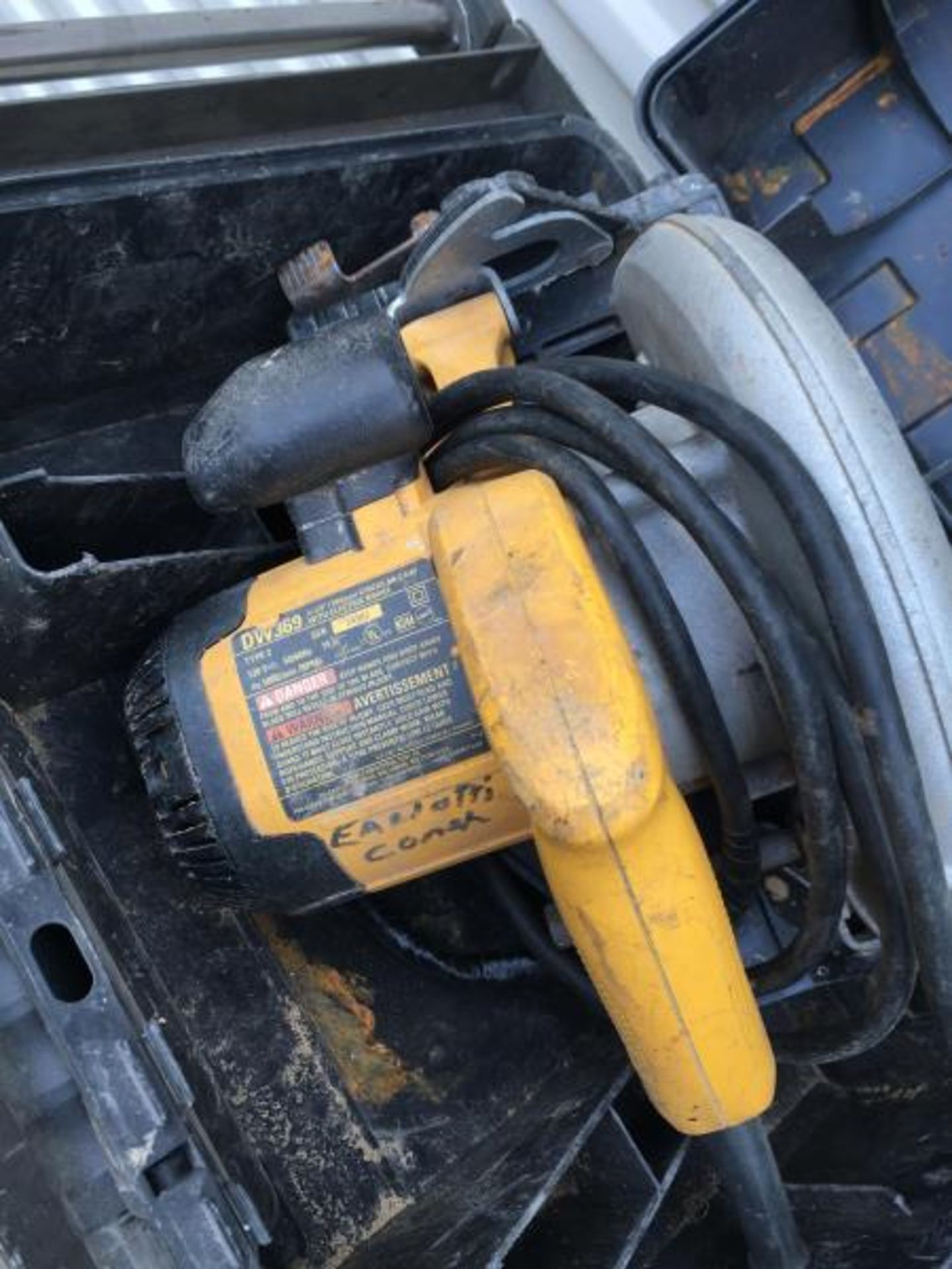 Dewalt Circular Saw 7.25 in Model:DW369 - Image 2 of 3