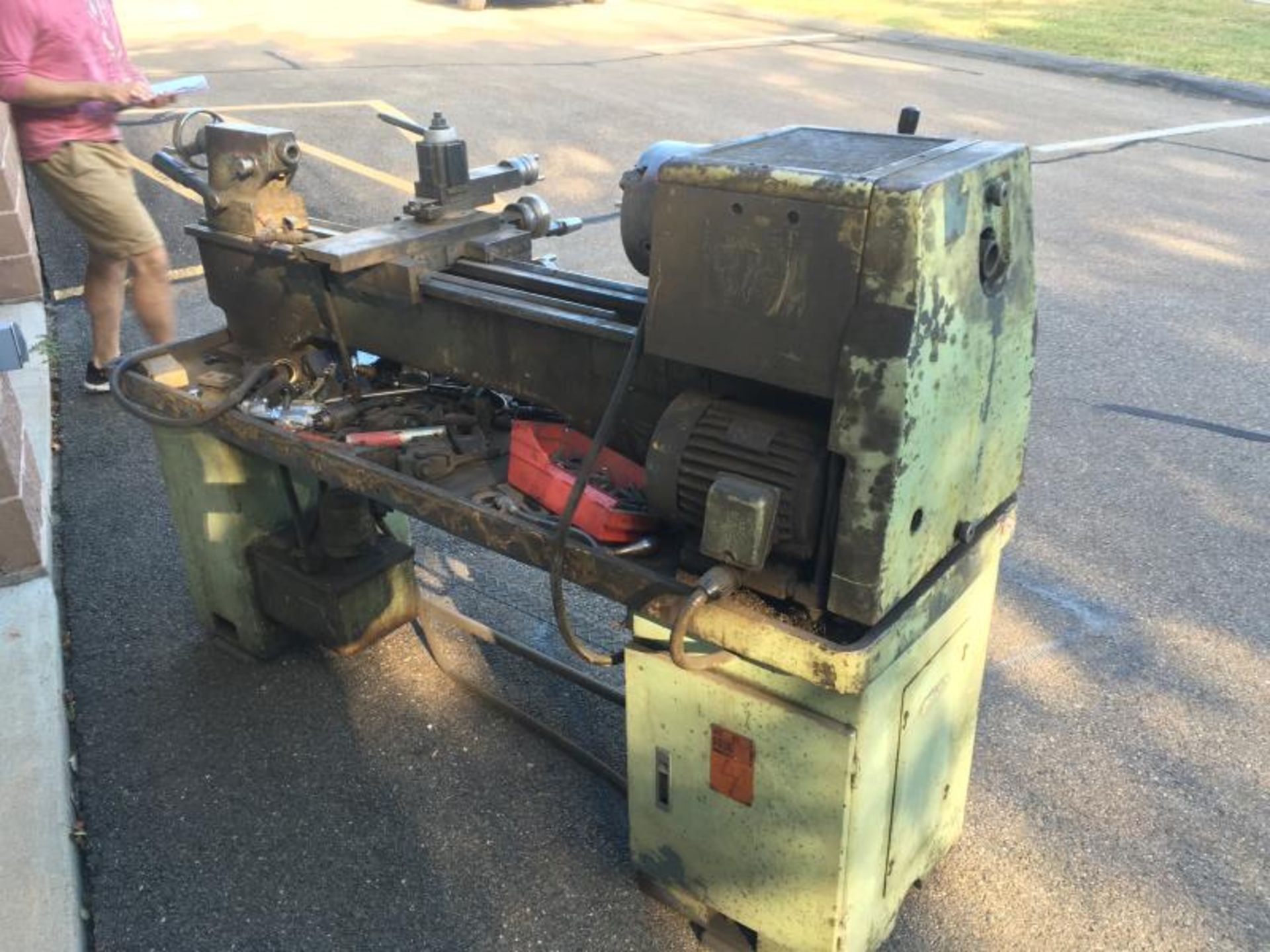 Luc Cut Lathe1340 Model:PR-1340 S/N:4978, 220V, 2 HP,with Tail Stock and Hold Down - Image 6 of 11