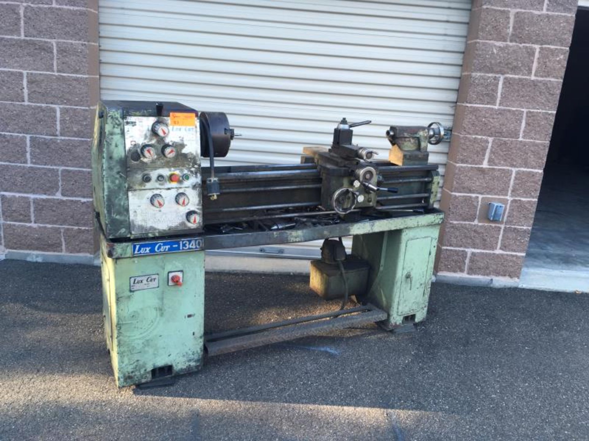 Luc Cut Lathe1340 Model:PR-1340 S/N:4978, 220V, 2 HP,with Tail Stock and Hold Down - Image 2 of 11