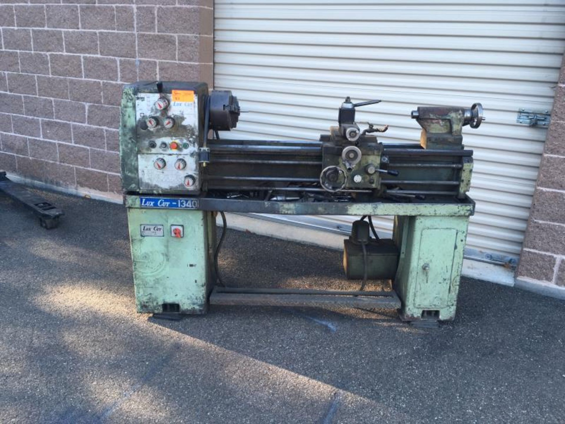 Luc Cut Lathe1340 Model:PR-1340 S/N:4978, 220V, 2 HP,with Tail Stock and Hold Down