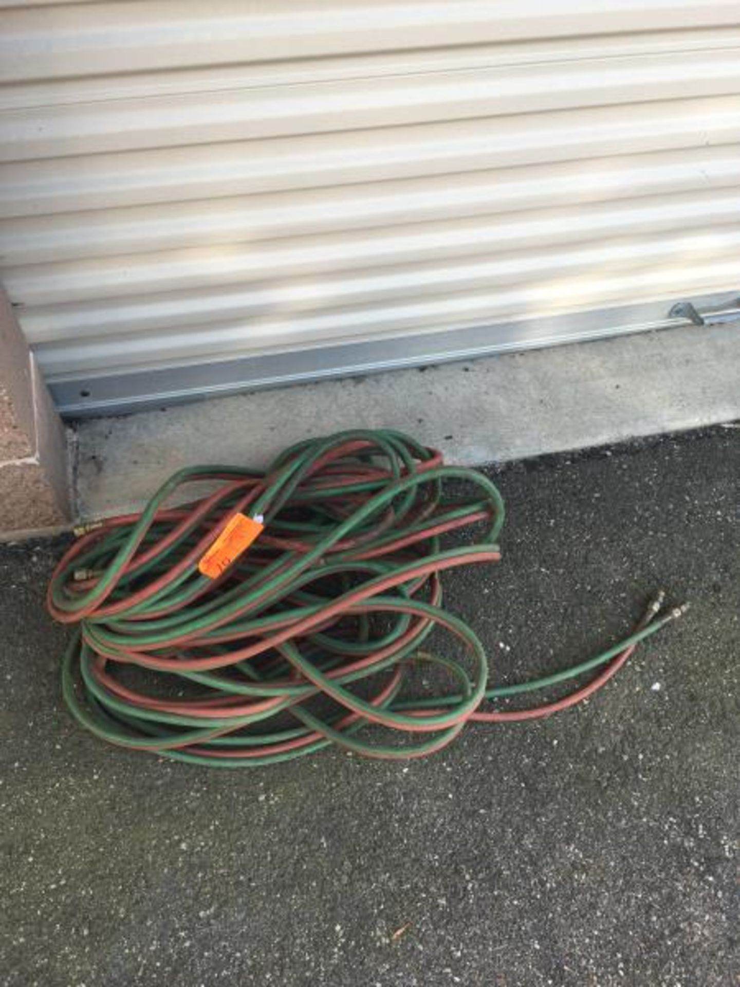 Approx 30Ft of Oxy/Acetylene Hose - Bild 2 aus 2