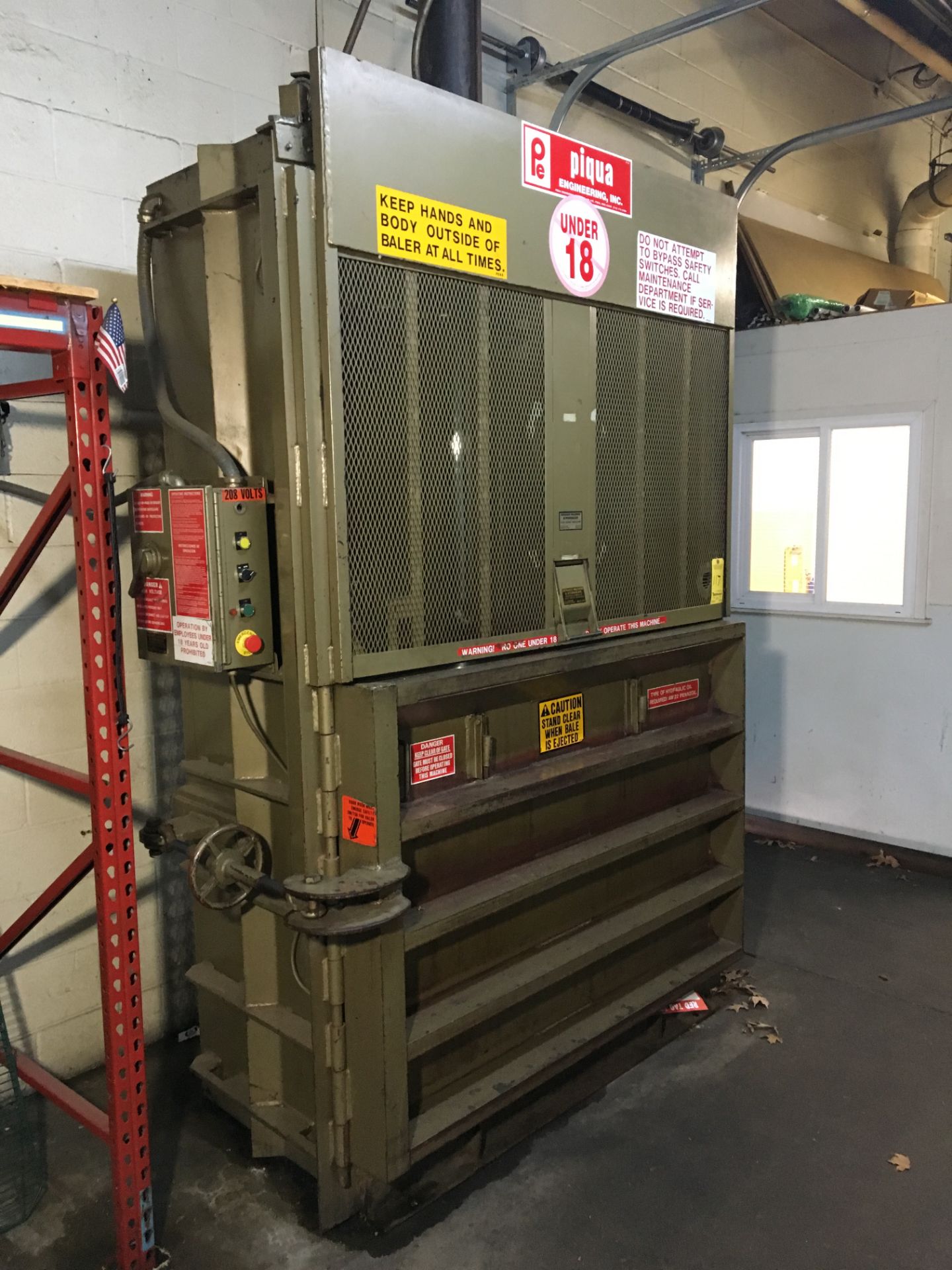 Piqua Engineering Cardboard Compactor