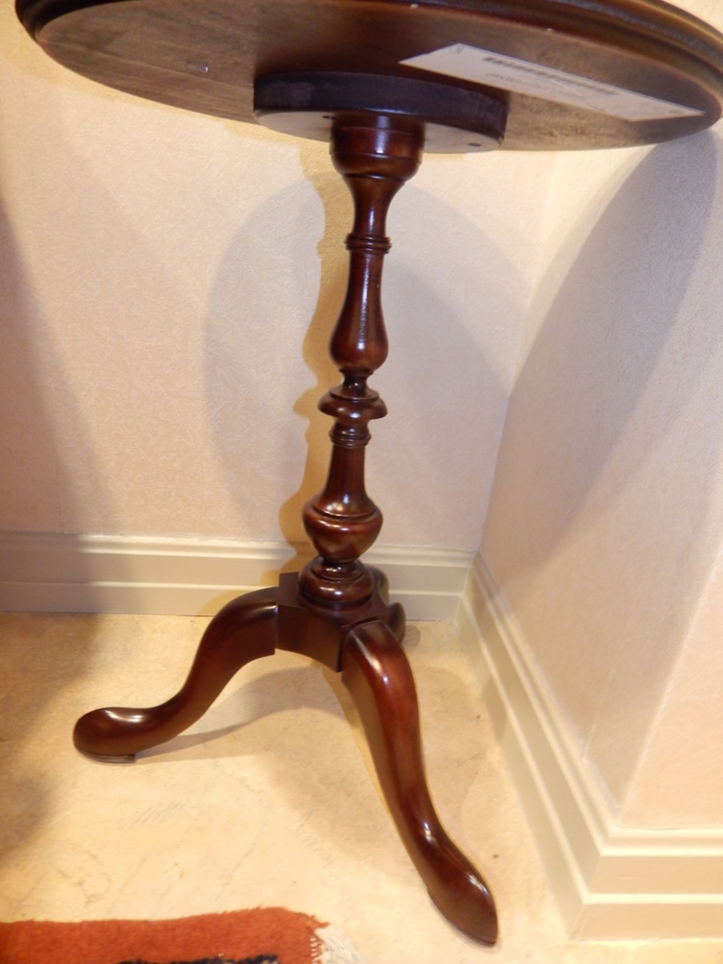 Modern 3-Legged Stand with 17" Top - Image 3 of 4