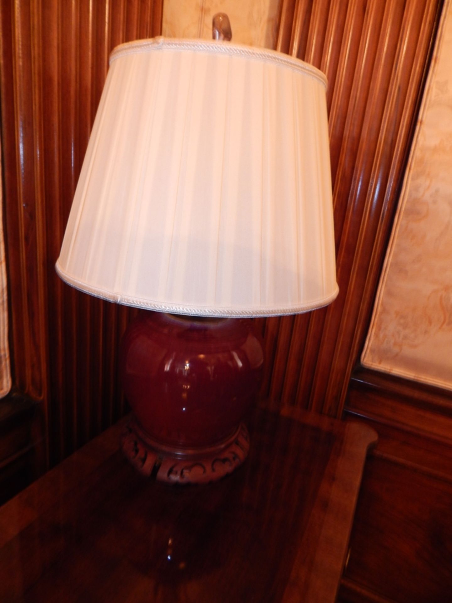 High Gloss Burgundy Ginger Jar Lamp with Wooden Base - Image 5 of 5