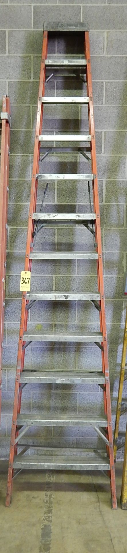 Fiberglass Step Ladder, 12 ft.