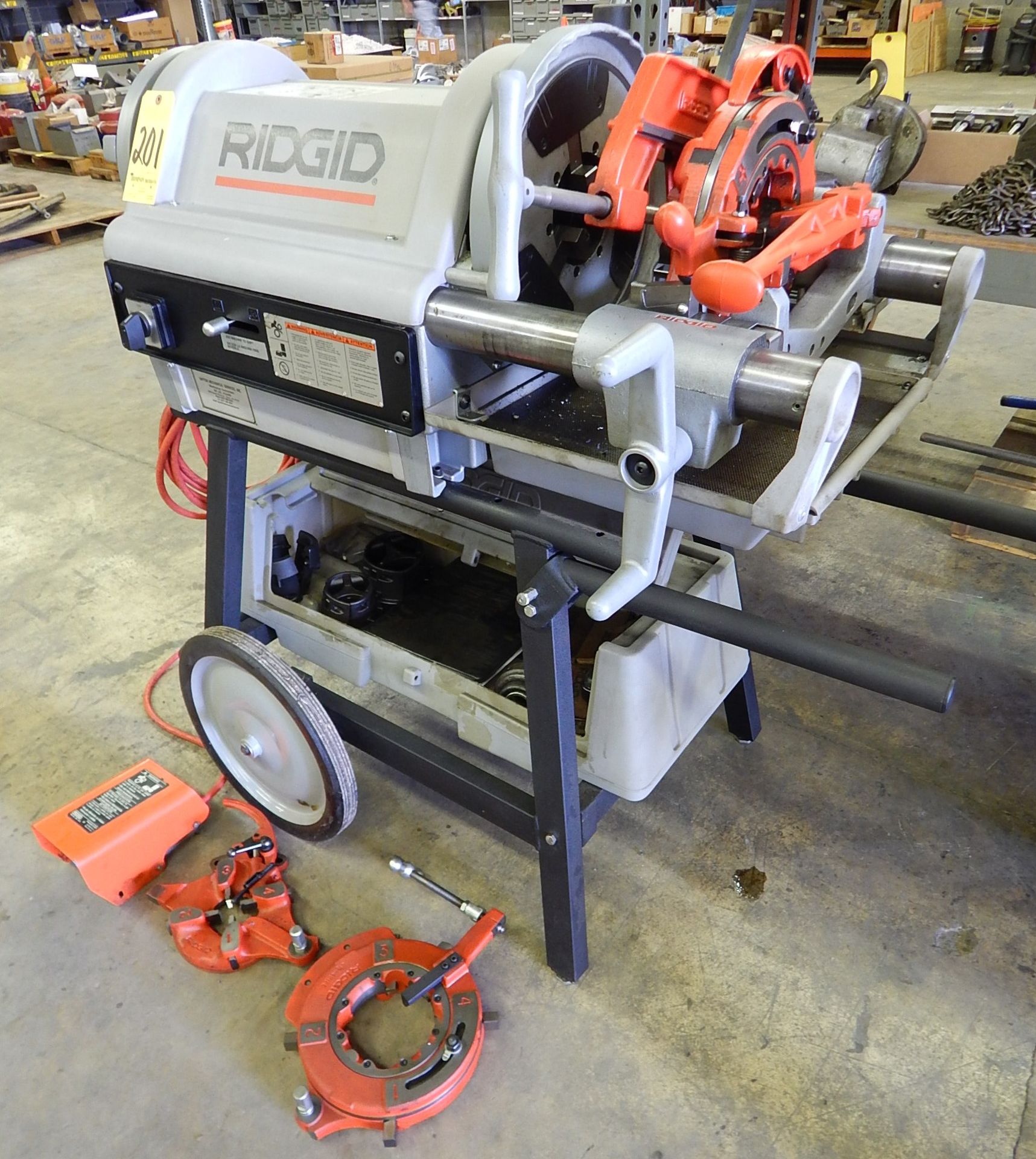 Ridgid Model 1224 Pipe Threader SN EB27558-0905, with (3) Die Heads, Foot Pedal Control