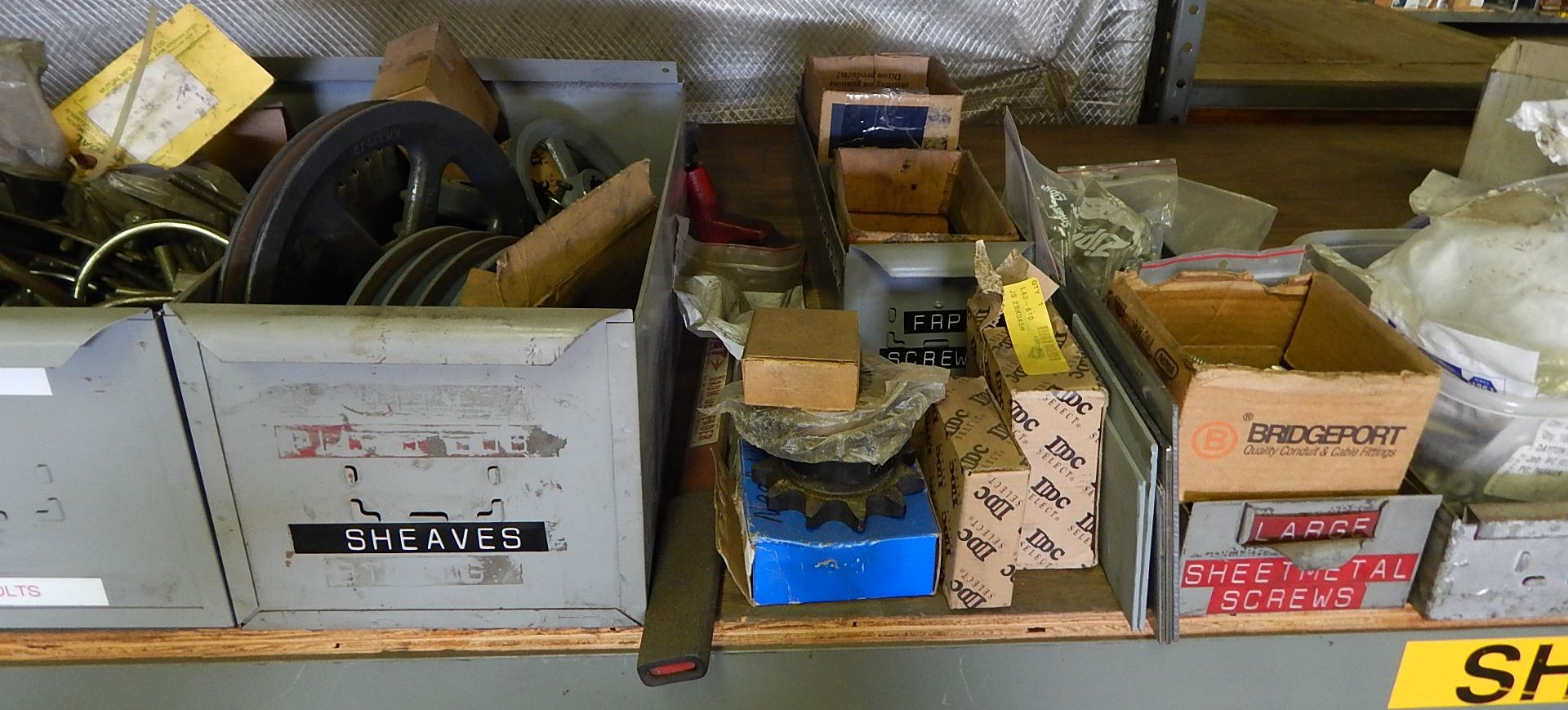 Contents of (1) Shelf of Pallet Shelving - Image 4 of 5