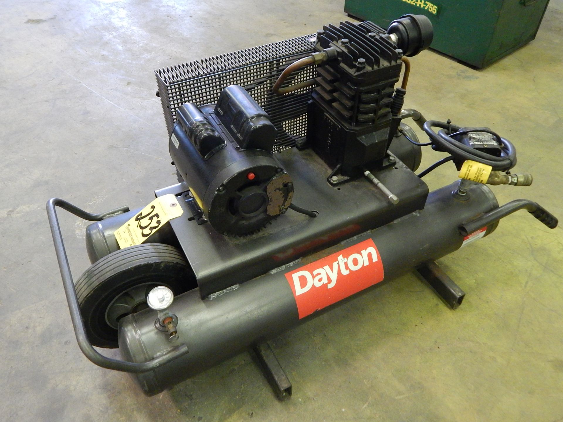 Dayton Portable Air Compressor, 115V, 1phs