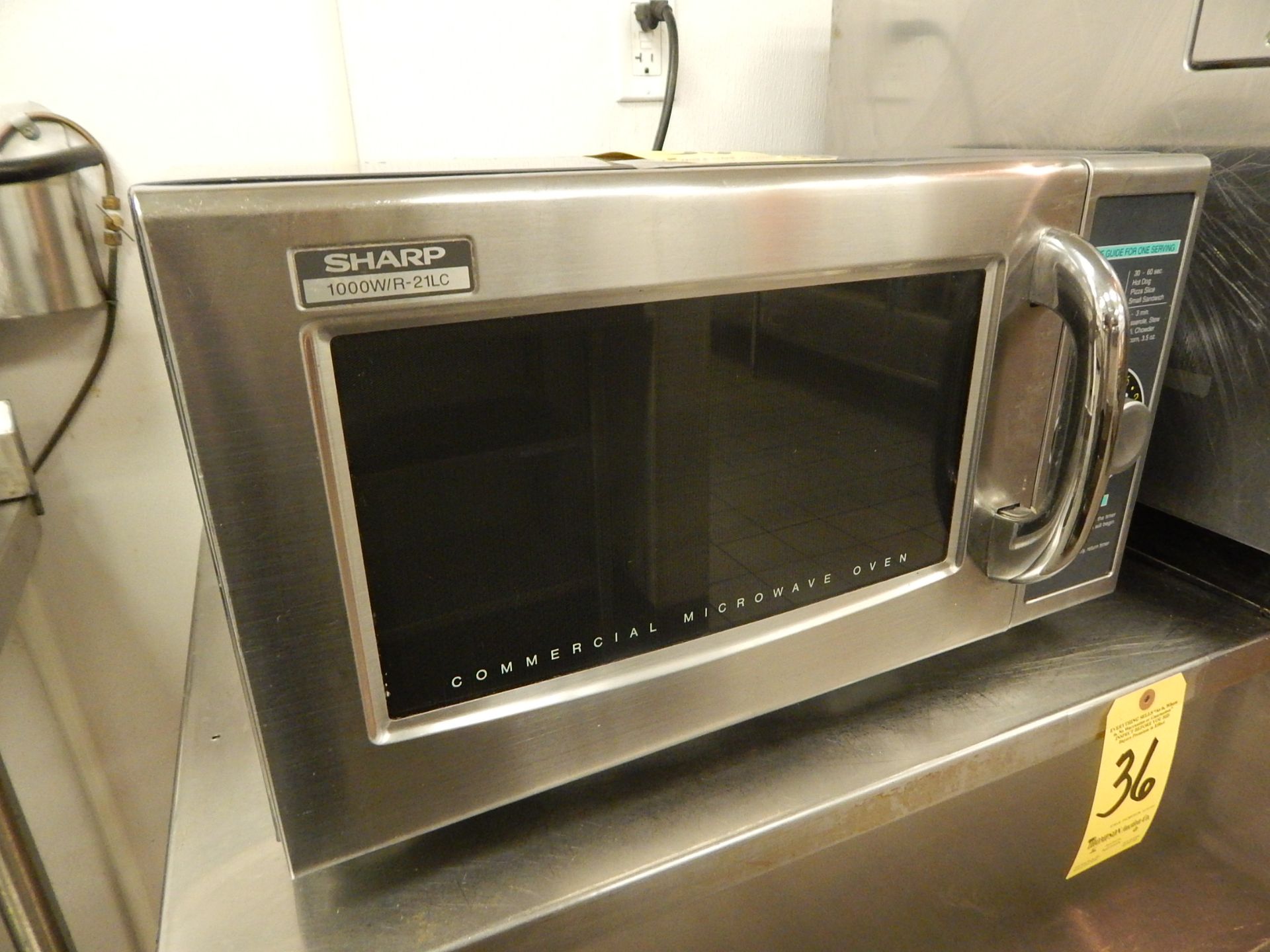 Sharp Model 1000 W/R-21LC Microwave, SN 187409