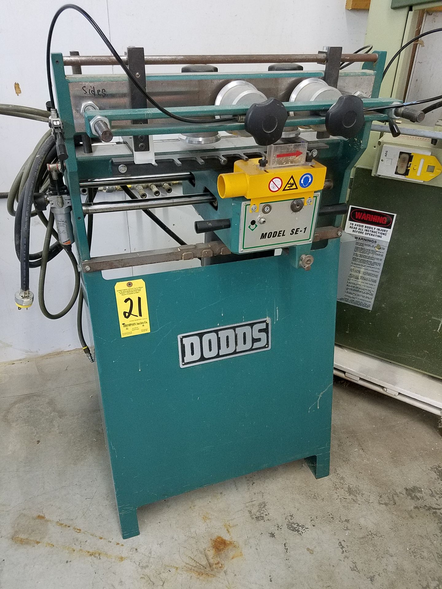 Dodds Model SE-1 Single-Spindle Dovetailer, s/n 003017, 16,000 RPM, 15 in Capacity, 1 1/2 HP, 220, 1