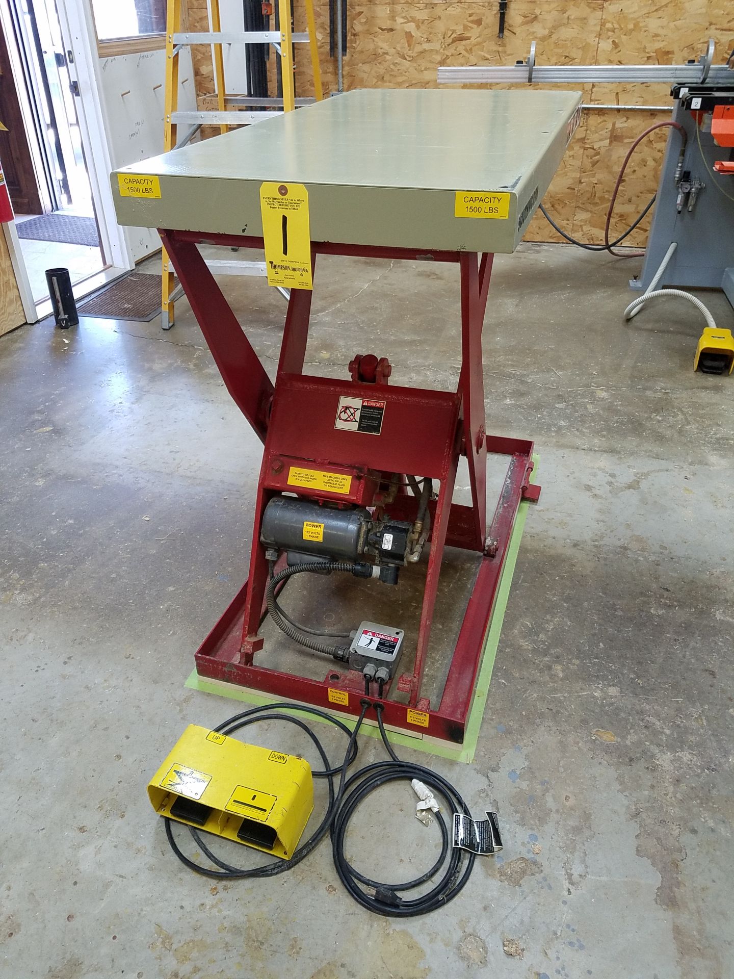 Southworth 1500 lb. Electric Lift Table, 24 in x 48 in x 42 in High, 1 Ph, 110 v, $25 Loading Fee