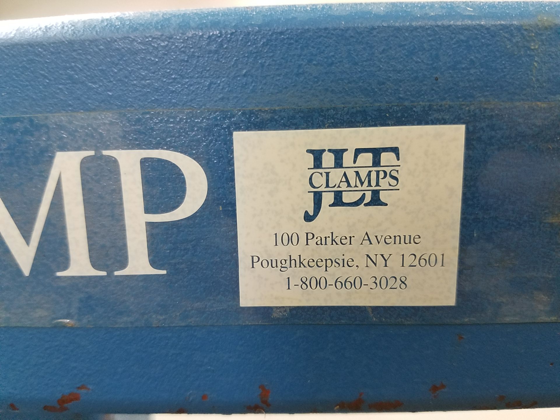 James L .Taylor 12 ft Panel Clamp, (5) Glueing Levels, (30) 36 in Capacity Clamps, Loading Fee $200 - Image 2 of 3