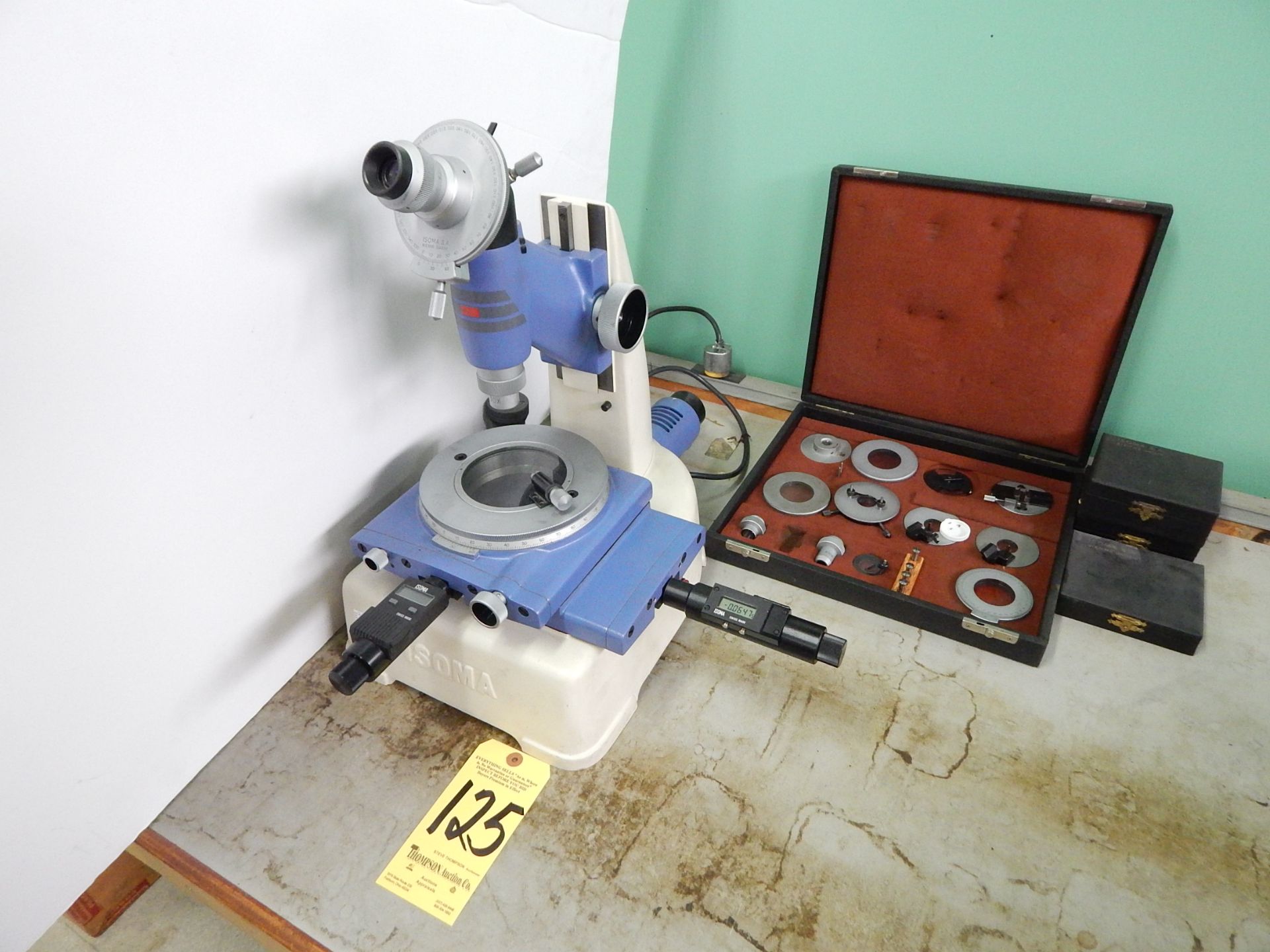 ISOMA Toolmaker's Microscope, s/n 357117, with Case of Accessories