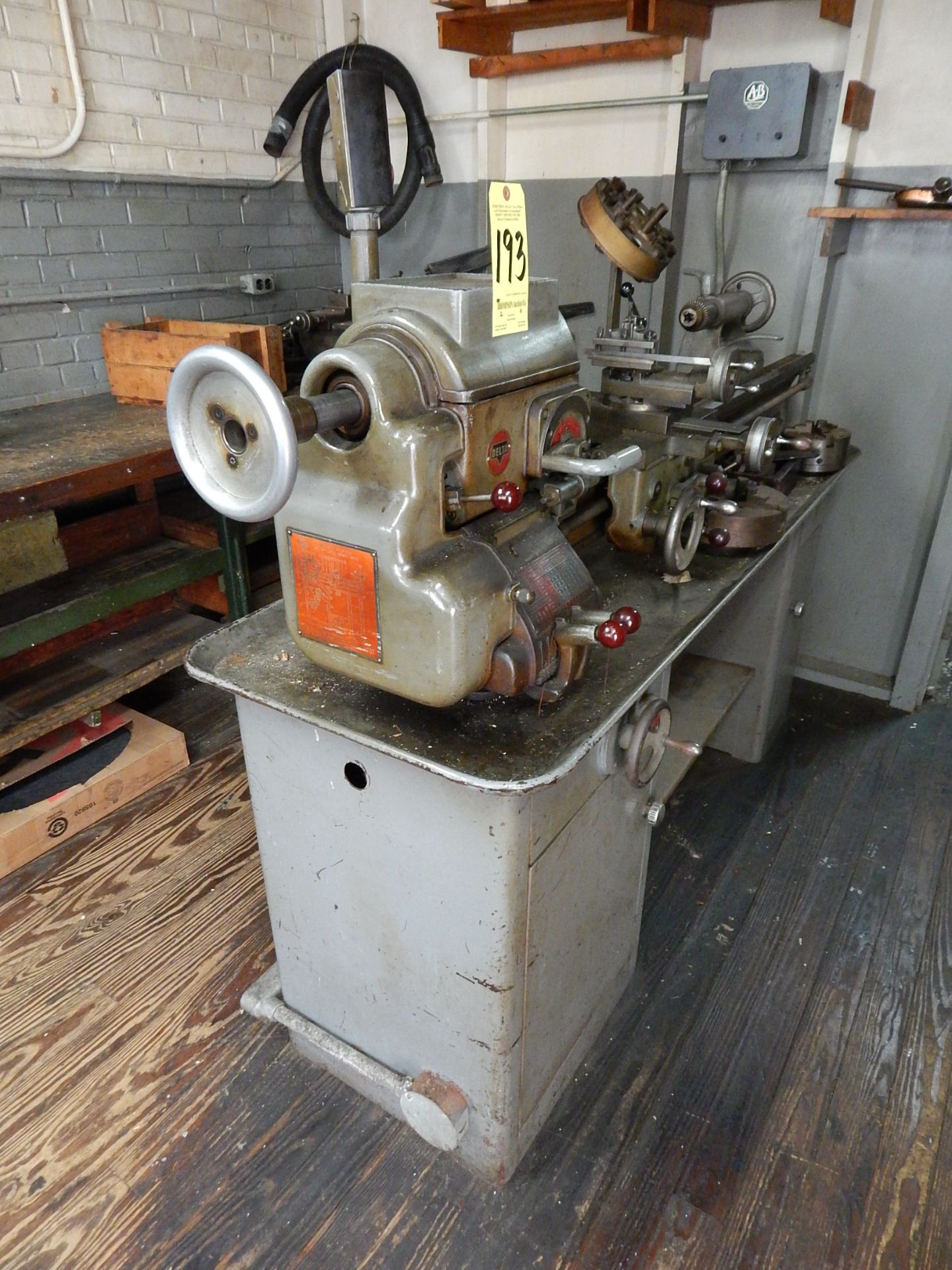 Delta 11" X 36" Tool Room Lathe, s/n 118-5627, Handwheel Collet Chuck and 5C Collets, 6 In. 3-Jaw - Image 4 of 4