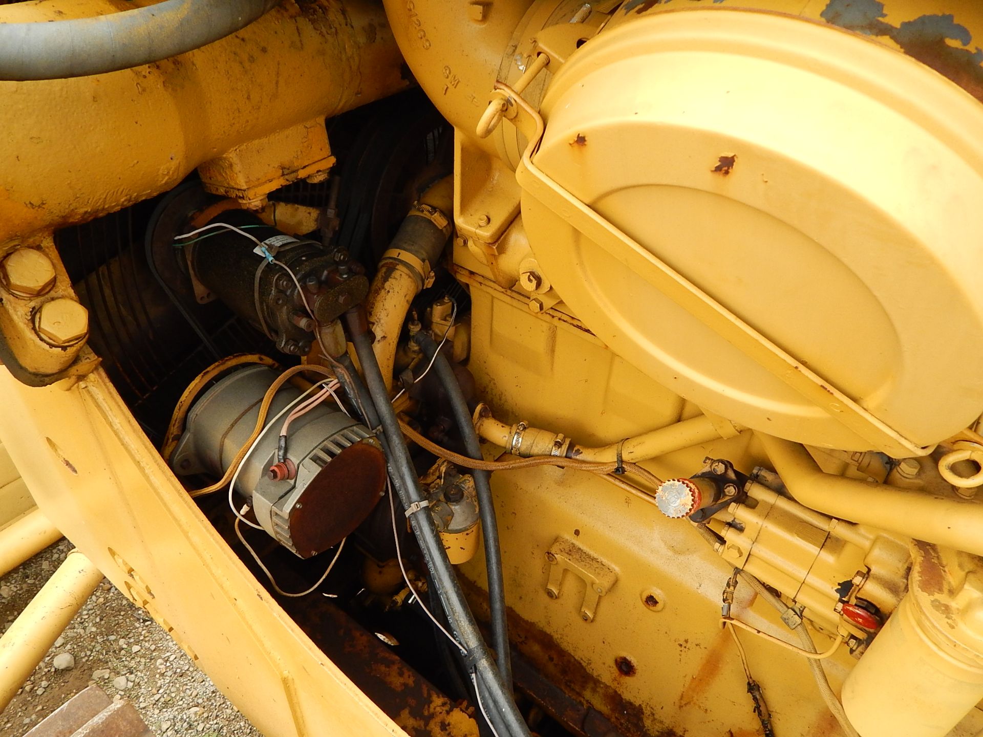 Caterpillar D9H Crawler Dozer, 13 ft 6 in Blade, OROPS, D353 Turbo Engine 420 HP, 3-Speed Powershift - Image 21 of 21