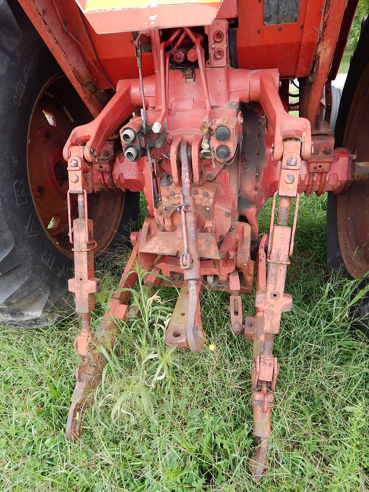 International Model F1466 Turbo, International Harvester DT-436 Engine, Enclosed Cab, s/n - Image 6 of 14