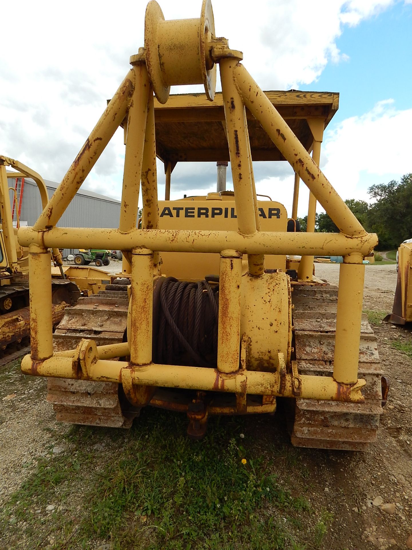 Caterpillar D7C Crawler Dozer, 9 ft 8 in Blade, Hyster D7N Winch, 5 Speed Direct Drive Transmission, - Image 7 of 21