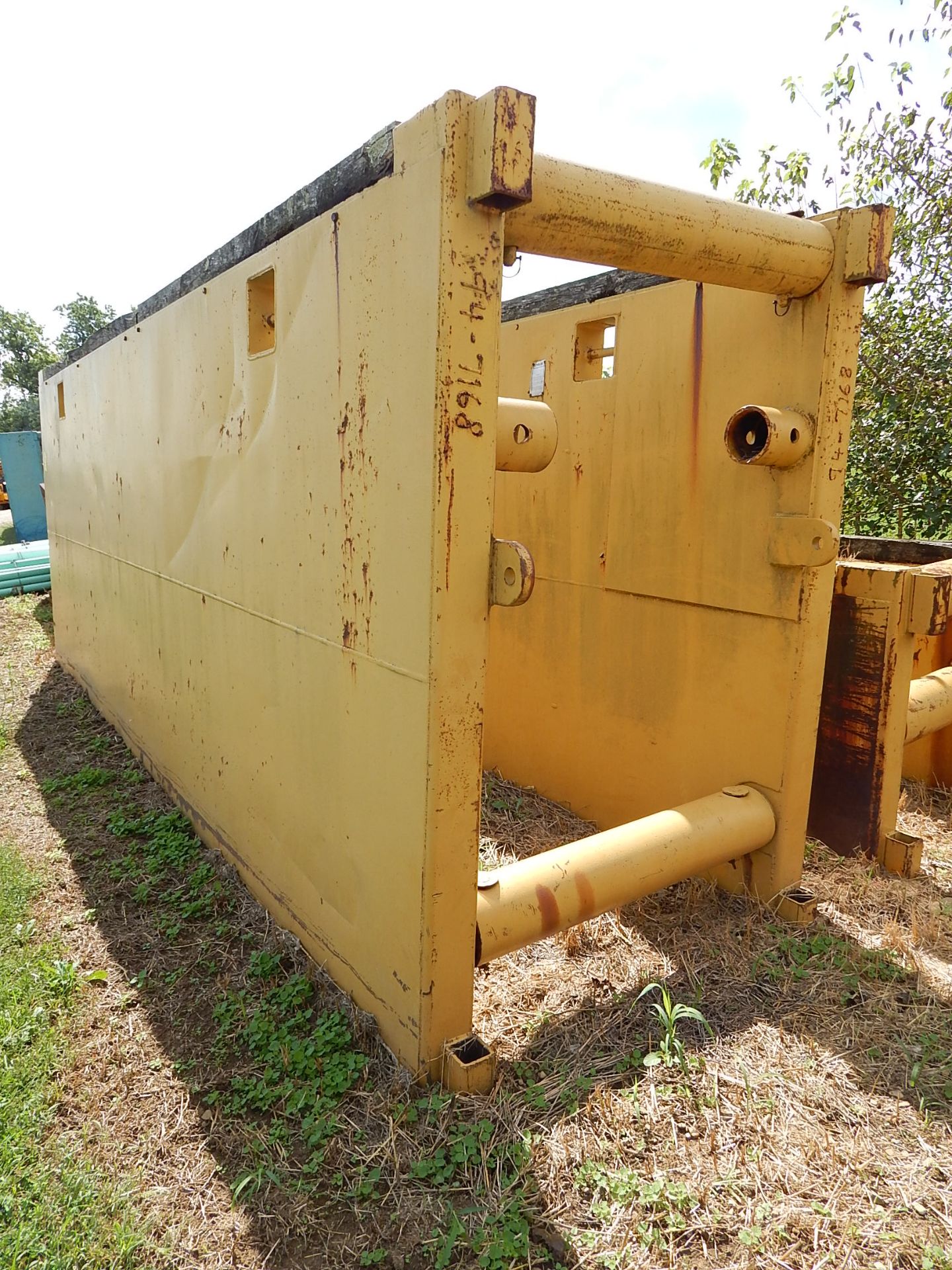 Shieldco Trenchbox Model 420R6, s/n 94-7168, 8 ft High x 20 ft Long x 6 in Thick w/48" Spreader