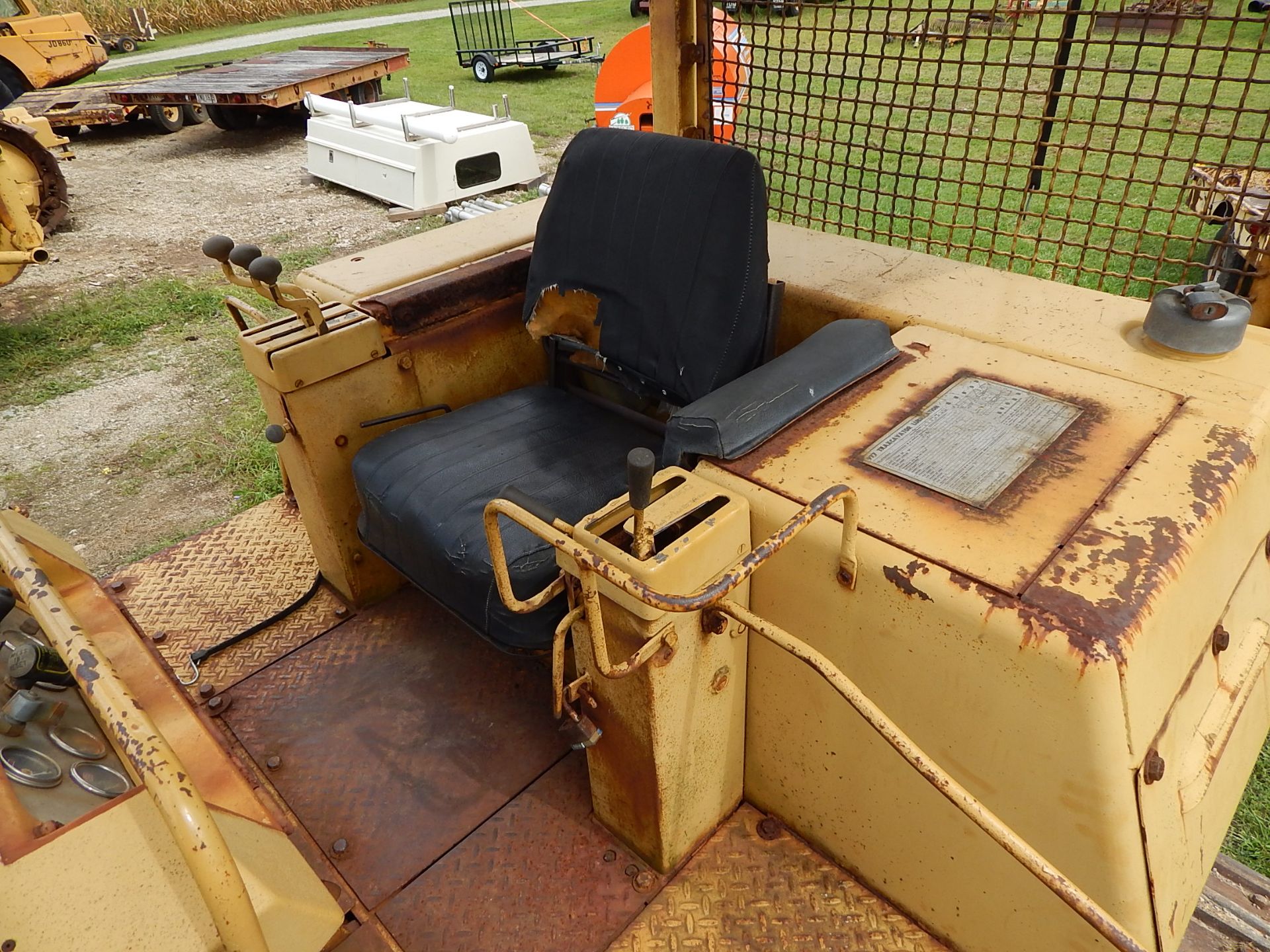 Caterpillar 977K Crawler Loader, 170 HP, 2.5 Yd. 8 ft 4-Way Bucket, OROPS, 10,352 Hours, sn 11K2609 - Image 16 of 20