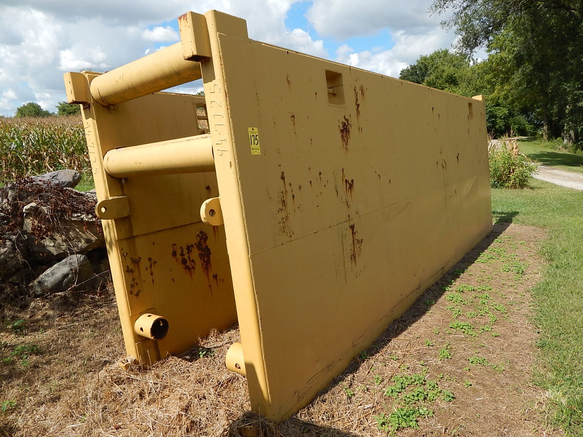 Shieldco Trenchbox Model 420R6, s/n 94-7125, 8 ft High x 20 ft Long x 6 in Thick w/48" Spreader