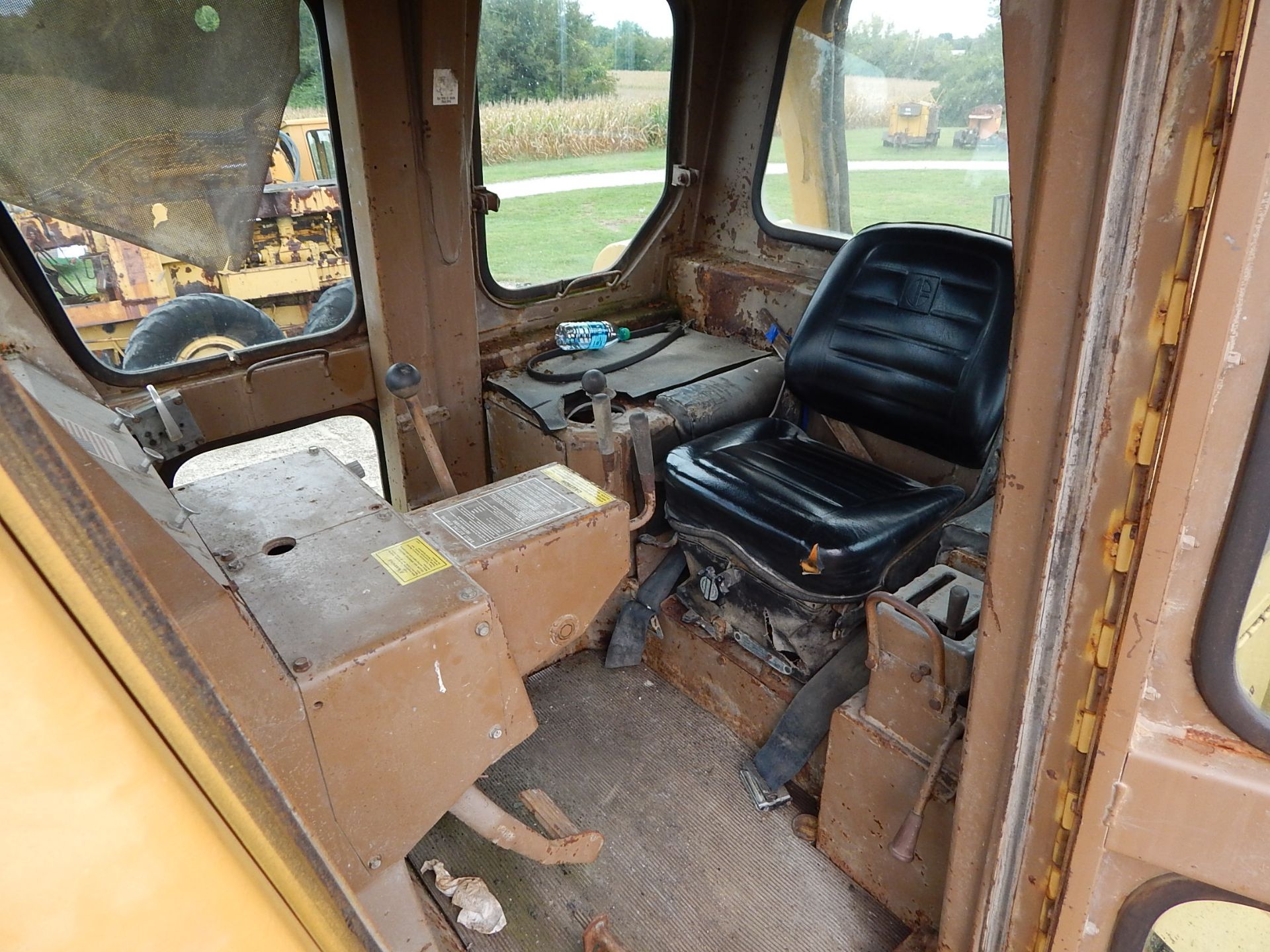 Caterpillar D9H Crawler Dozer, 13 ft 6 in Blade, OROPS, D353 Turbo Engine 420 HP, 3-Speed Powershift - Image 15 of 21