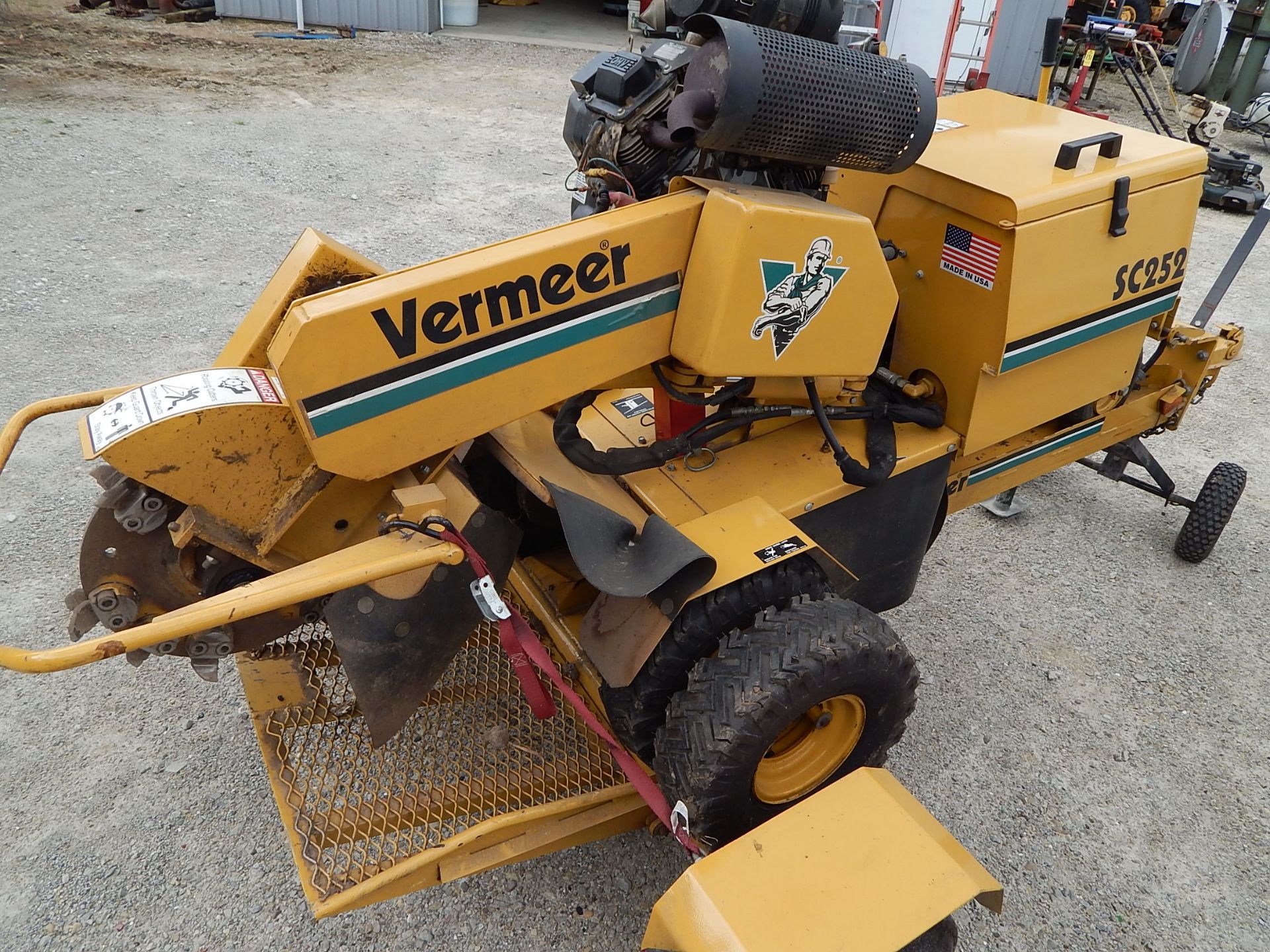 Vermeer SC252 Stump Grinder 25 HP s/n 3117801571, Kohler Command Pro 25 Engine, w/Vermeer Model - Image 2 of 12