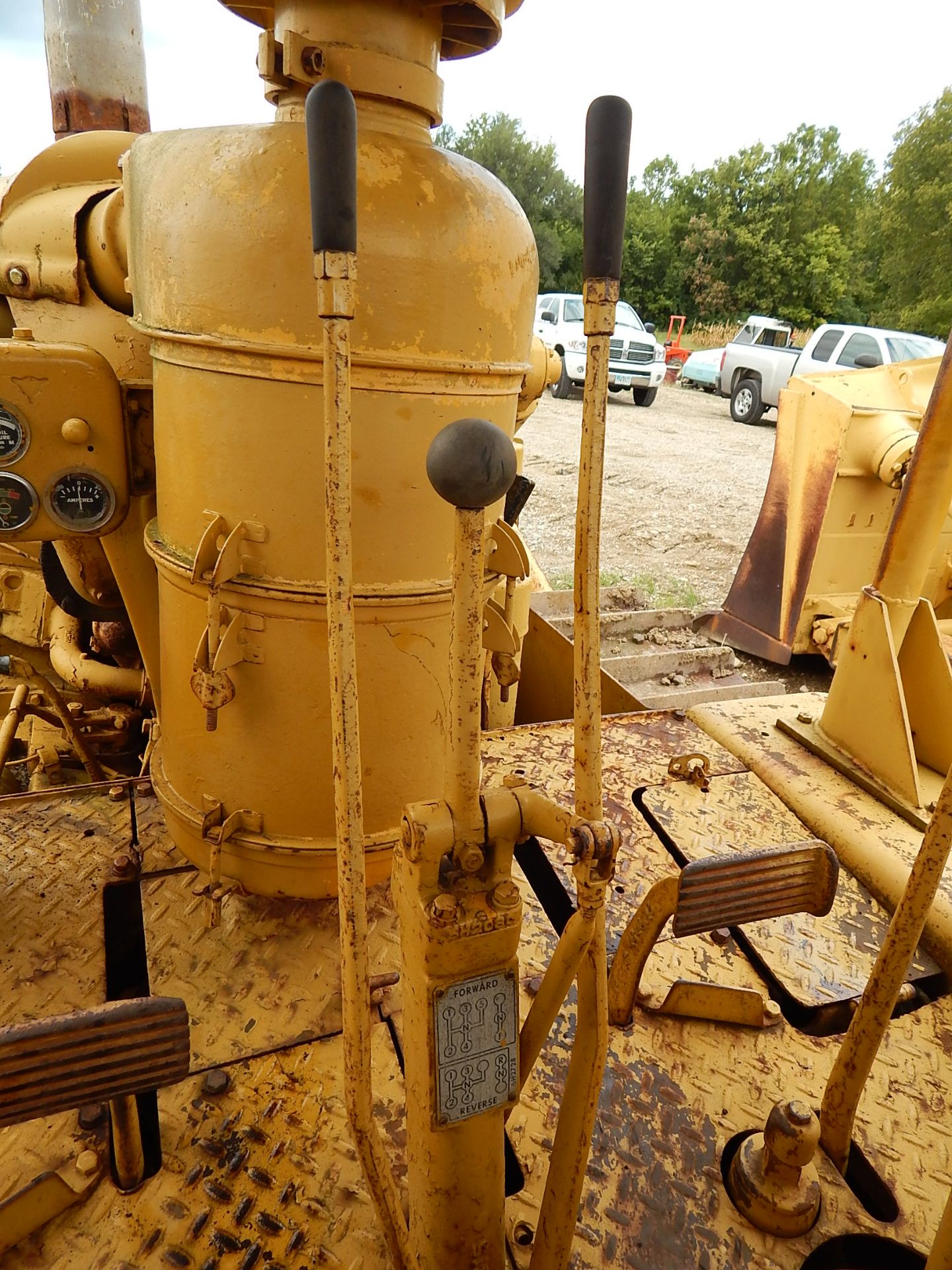 Caterpillar D7C Crawler Dozer, 9 ft 8 in Blade, Hyster D7N Winch, 5 Speed Direct Drive Transmission, - Image 20 of 21